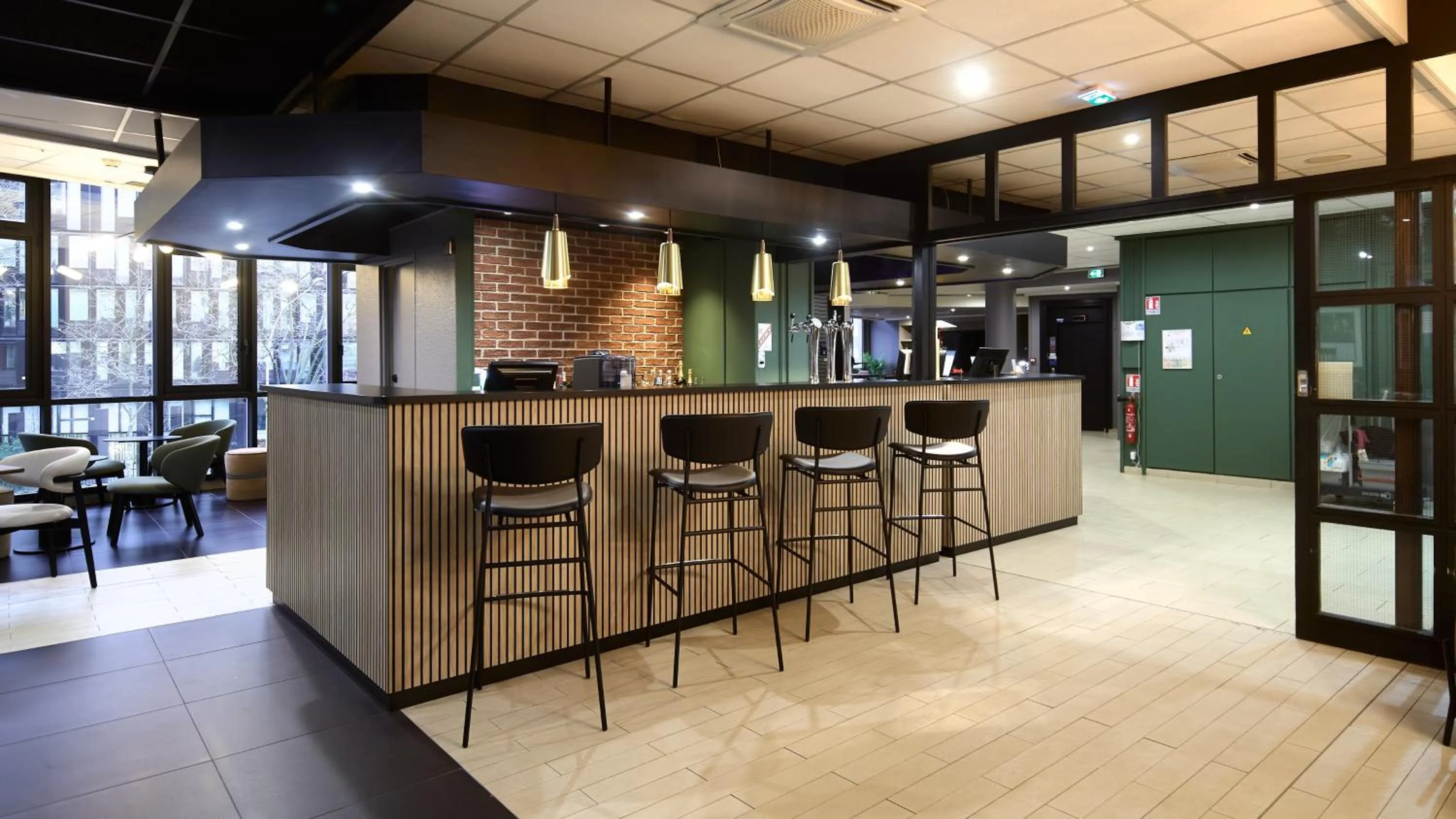 Lounge or bar in Campanile PRIME - Arcueil