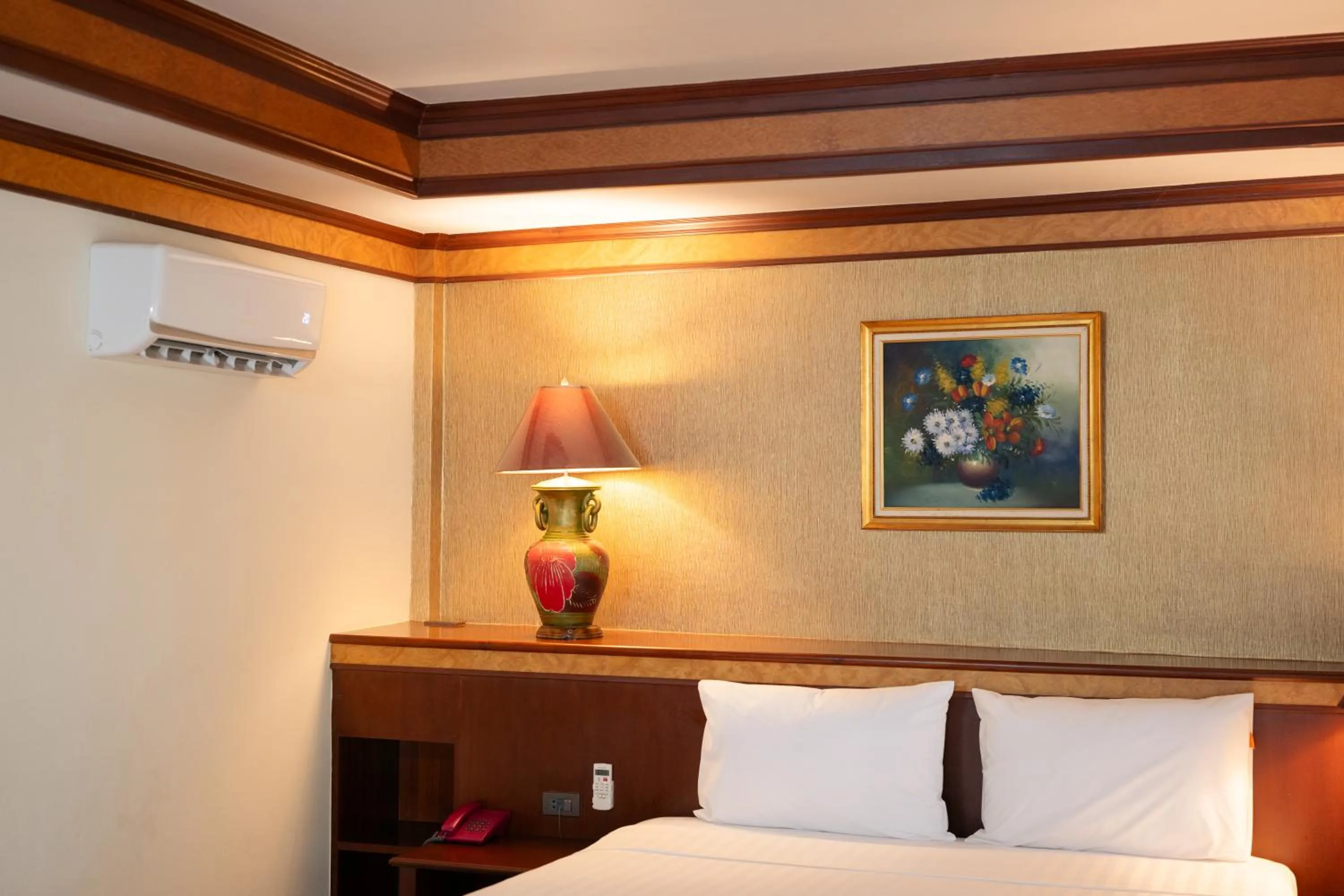 Bedroom, Bed in Erawan Phangnga Hotel, Natai Beach