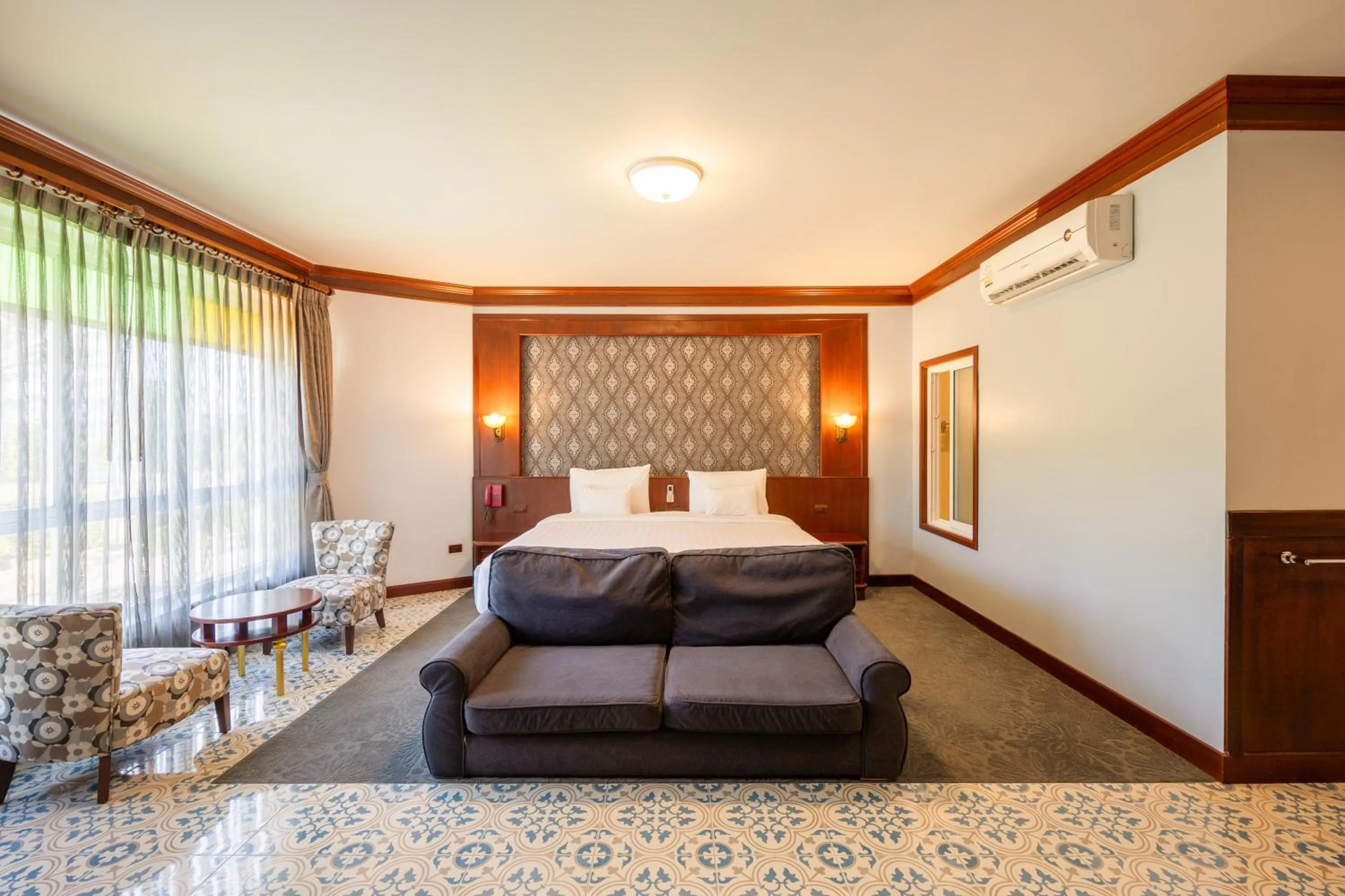 Photo of the whole room, Bed in Erawan Phangnga Hotel, Natai Beach