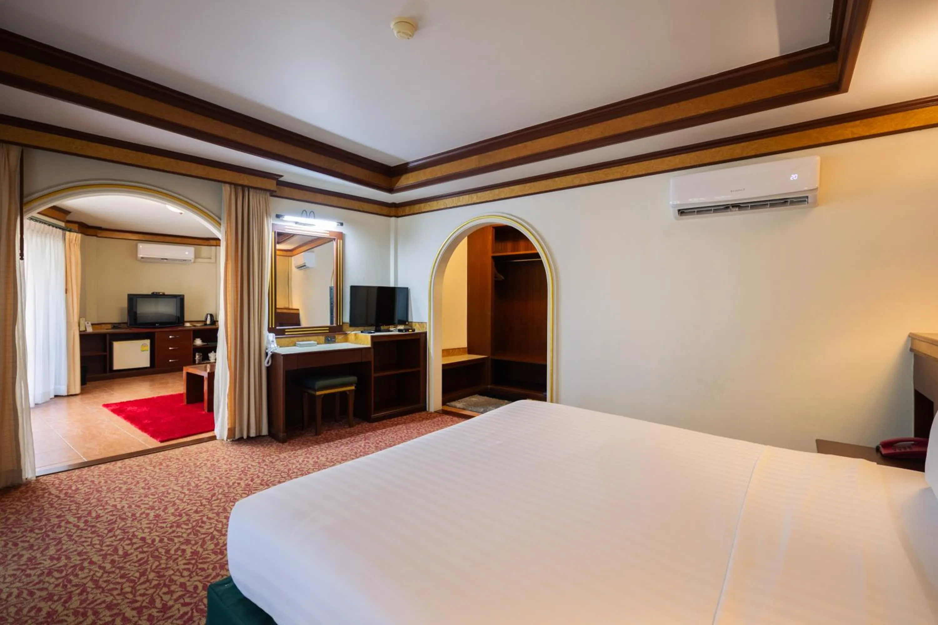 Bedroom, Bed in Erawan Phangnga Hotel, Natai Beach