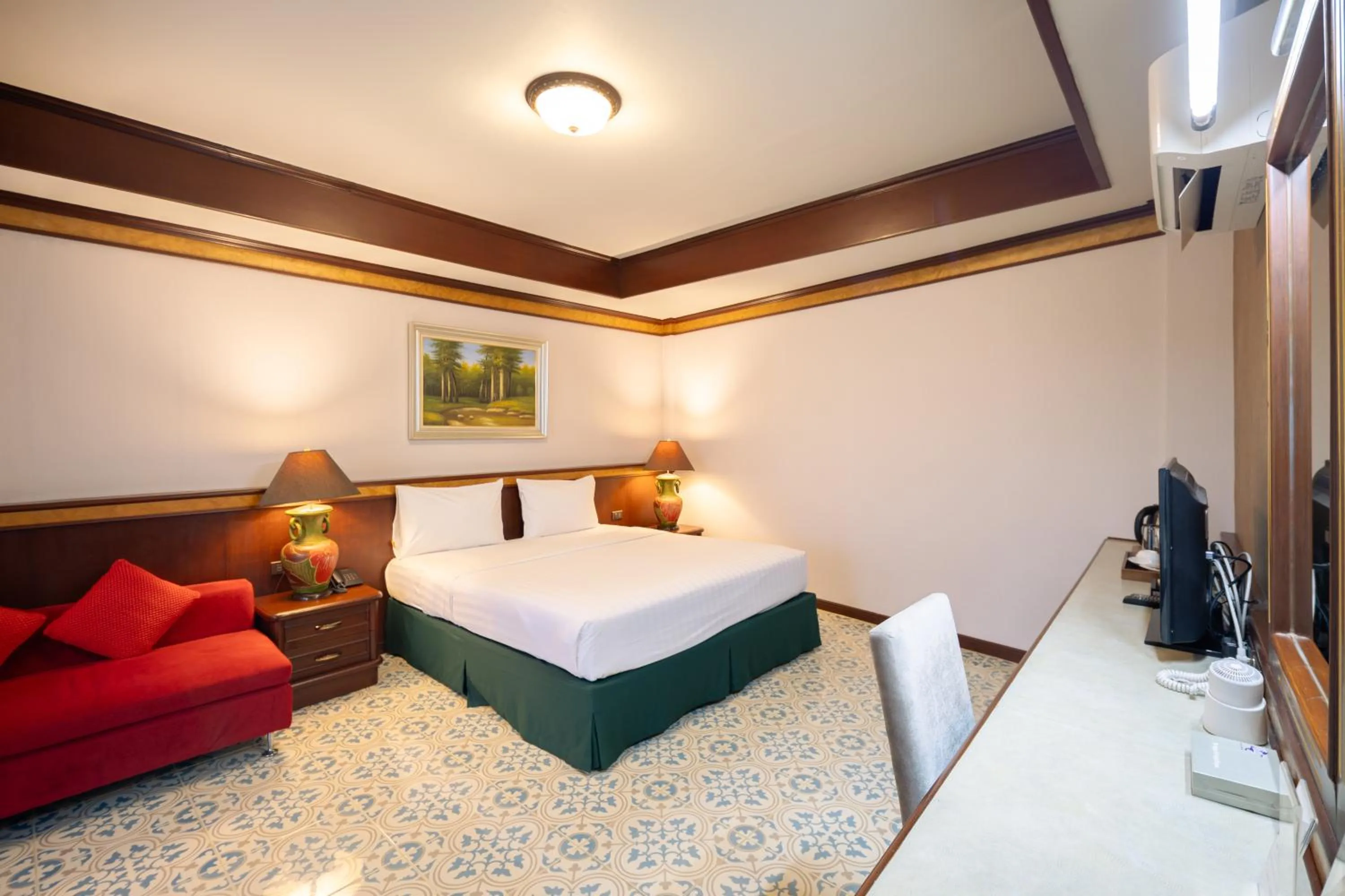 Bed in Erawan Phangnga Hotel, Natai Beach