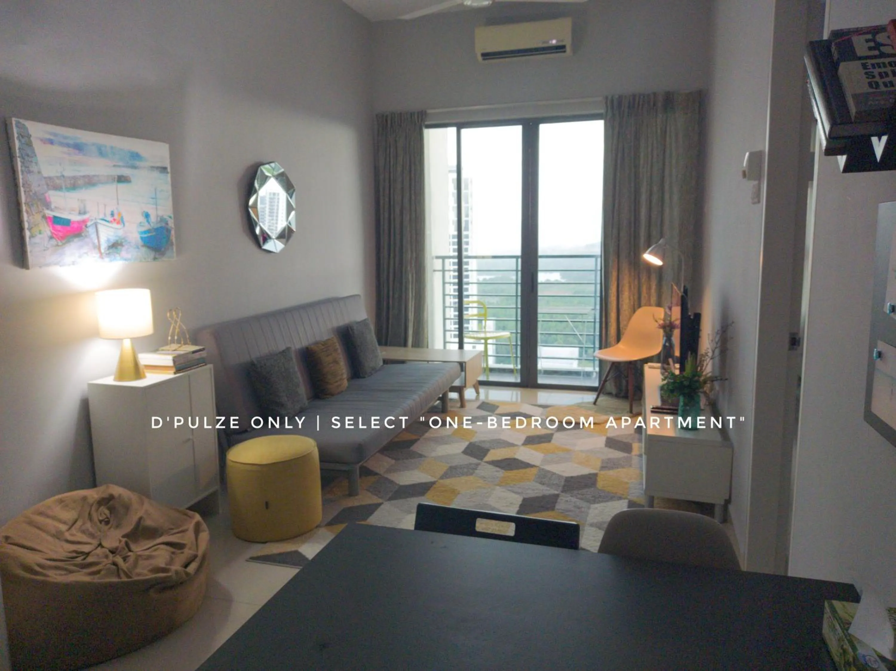 Tamarind Suites or D'Pulze Residence or Domain NeoCyber, click Room selection for location and pics
