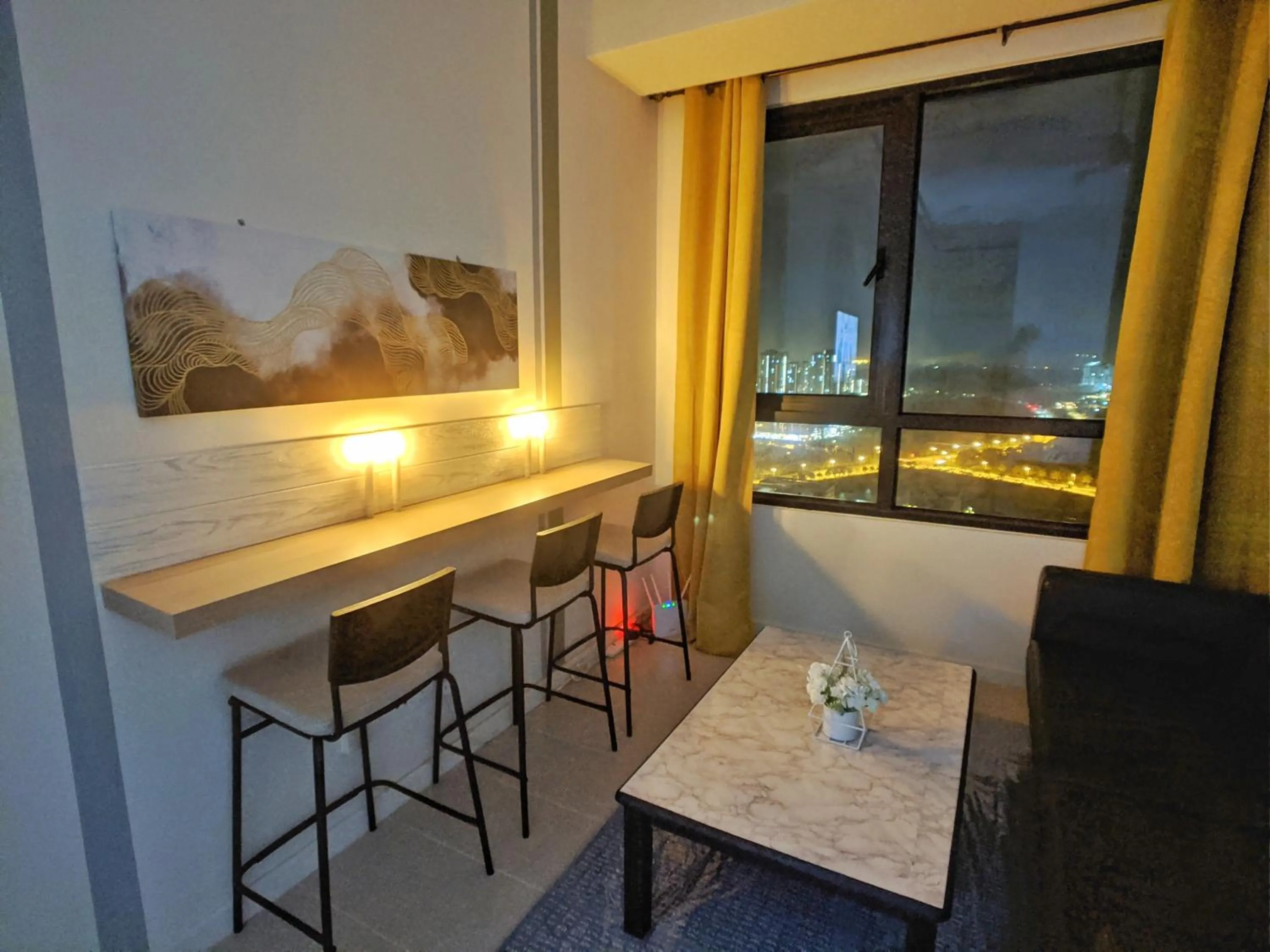 Tamarind Suites or D'Pulze Residence or Domain NeoCyber, click Room selection for location and pics