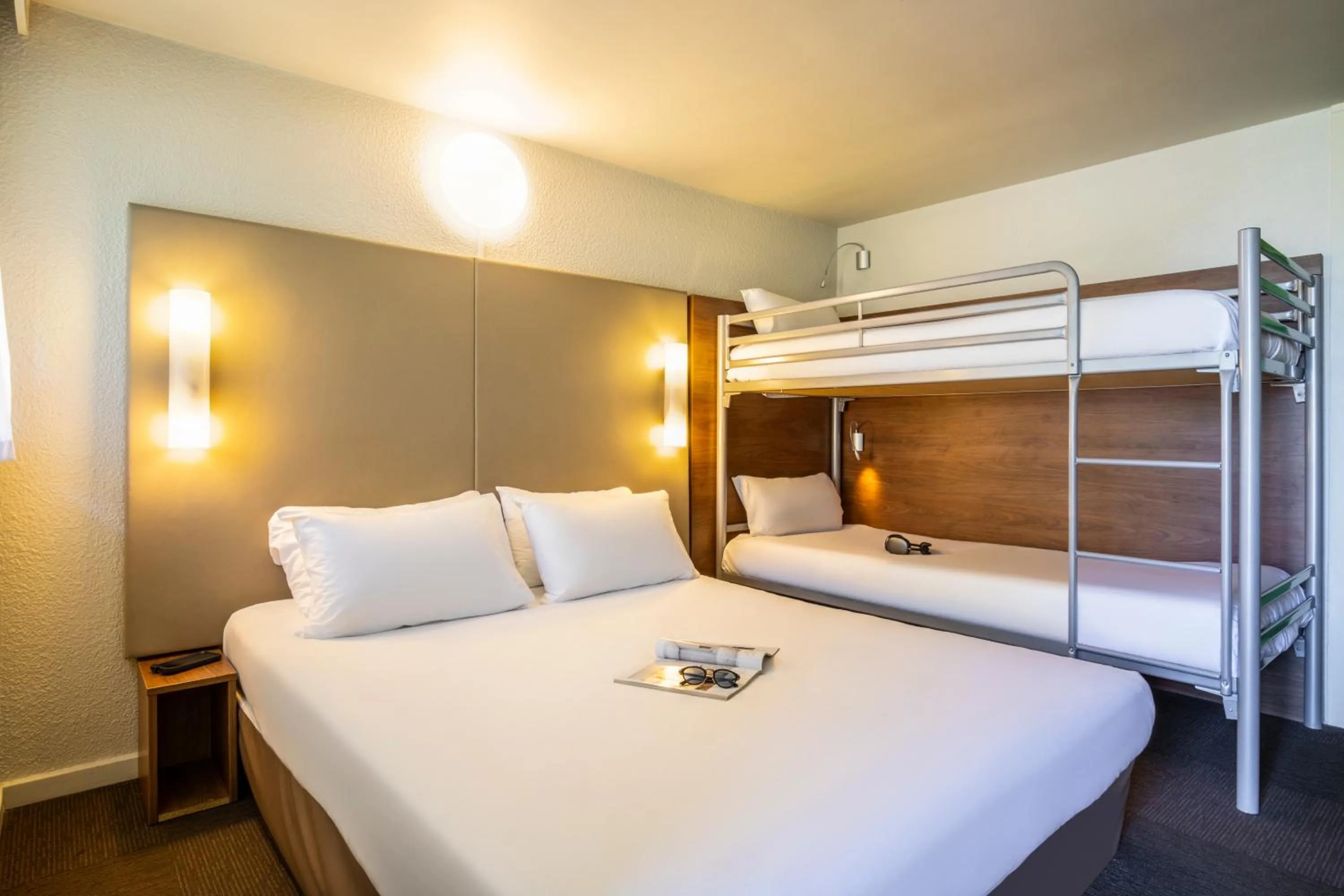 Bed in Campanile Pontarlier