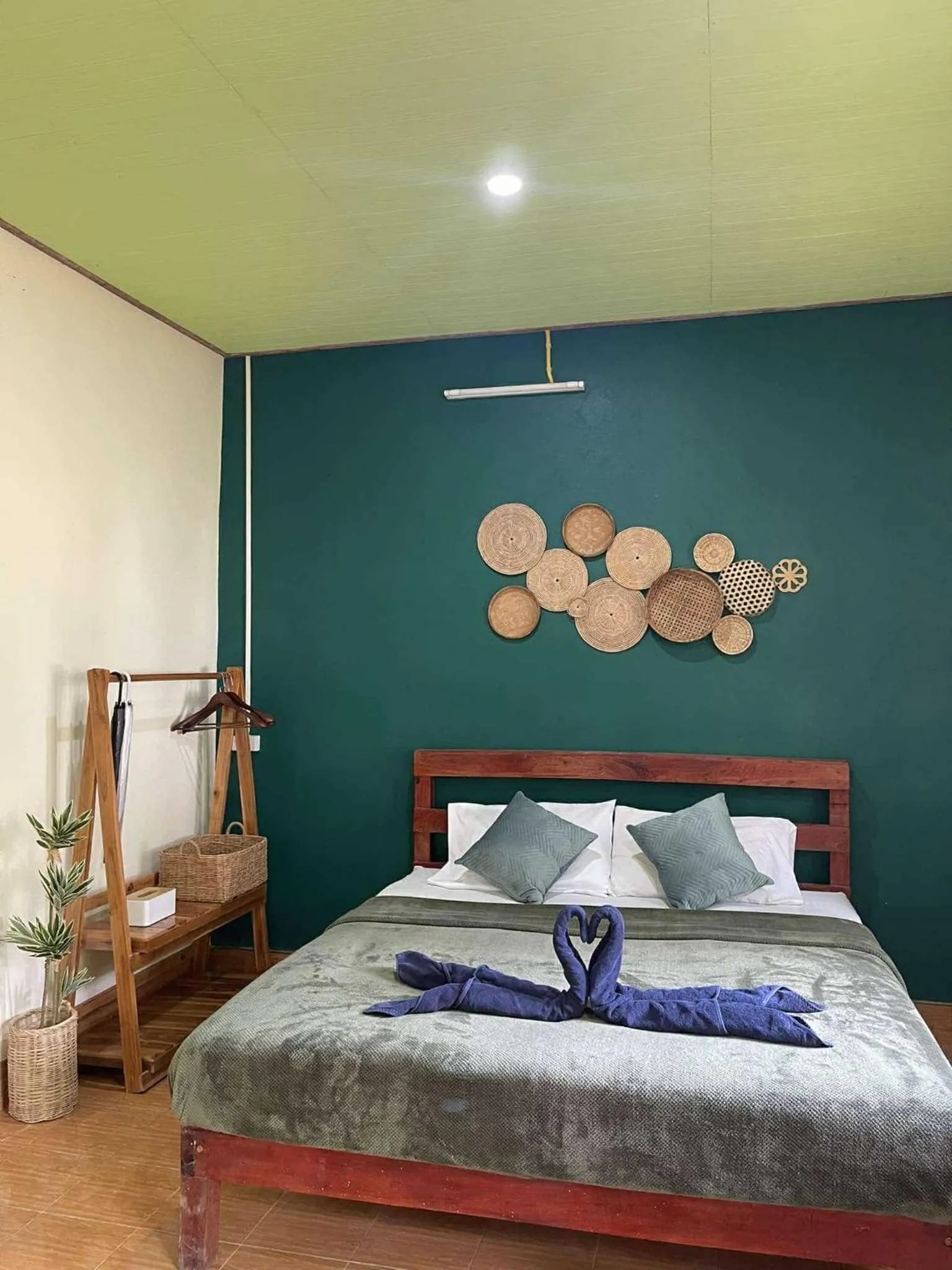 Bed in Khao Sok Green Mountain View