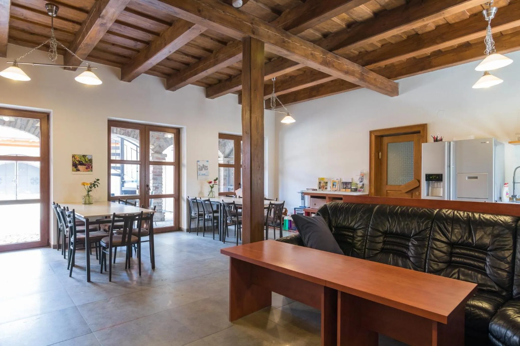 Communal lounge/ TV room in Apartmány Fojtova studna