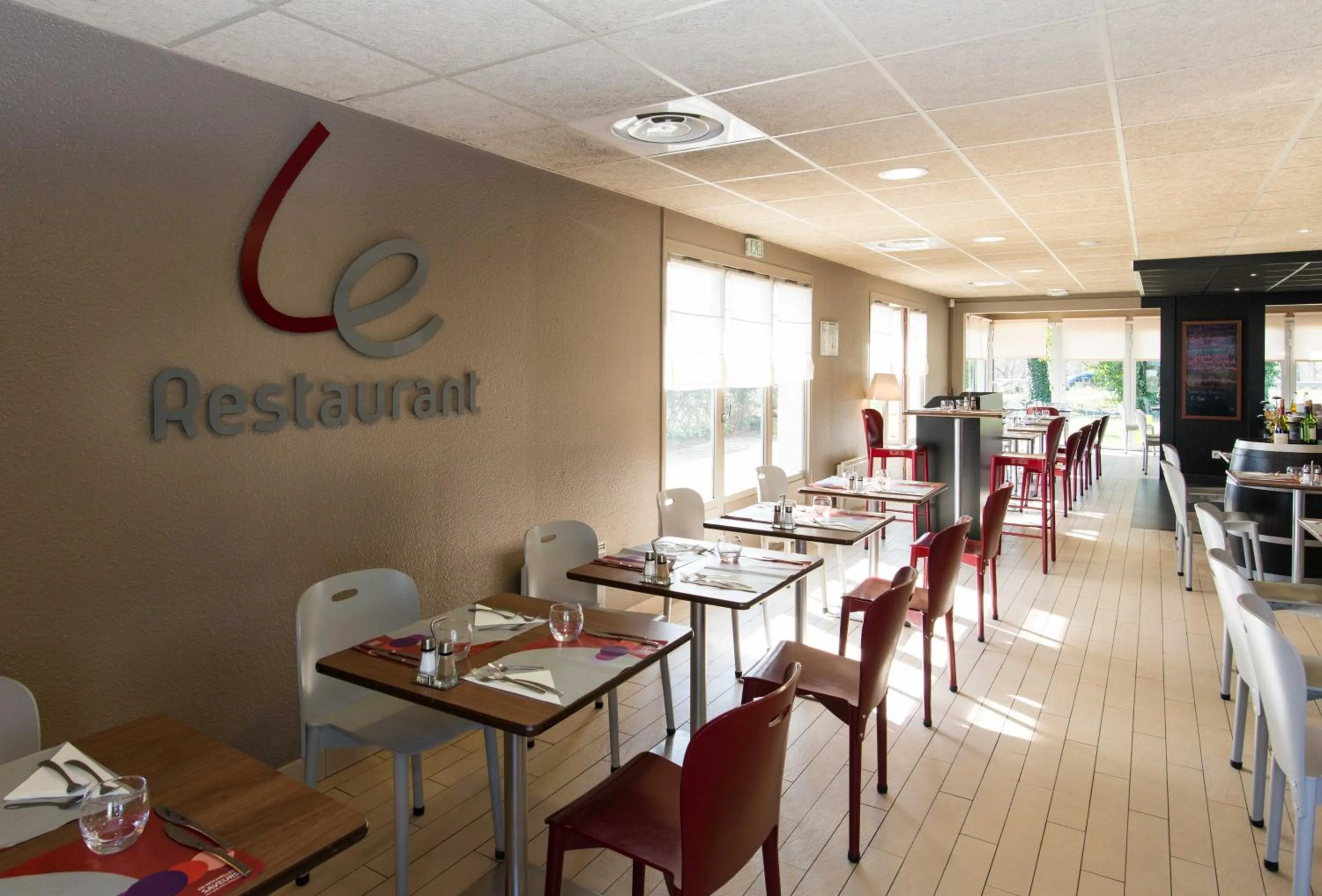 Restaurant/places to eat in Campanile Agen