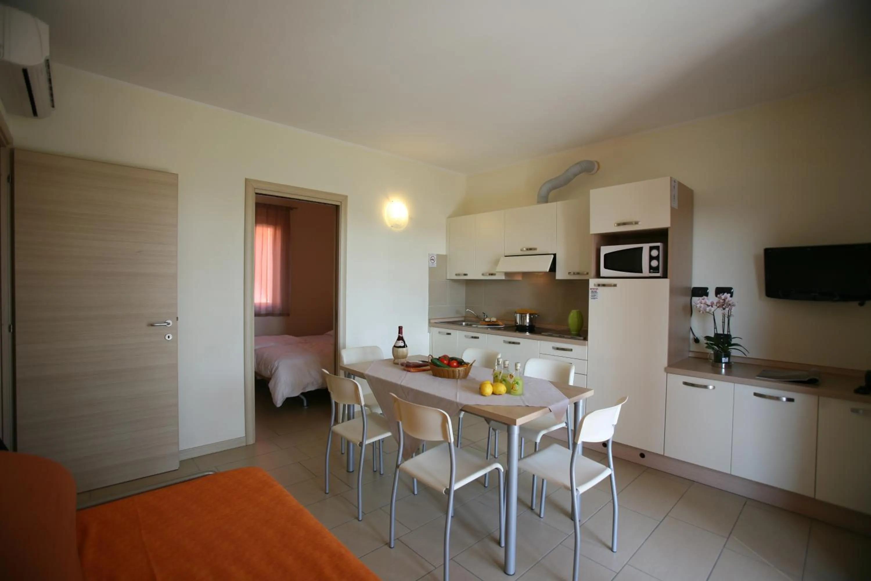 Kitchen or kitchenette in The Garda Village