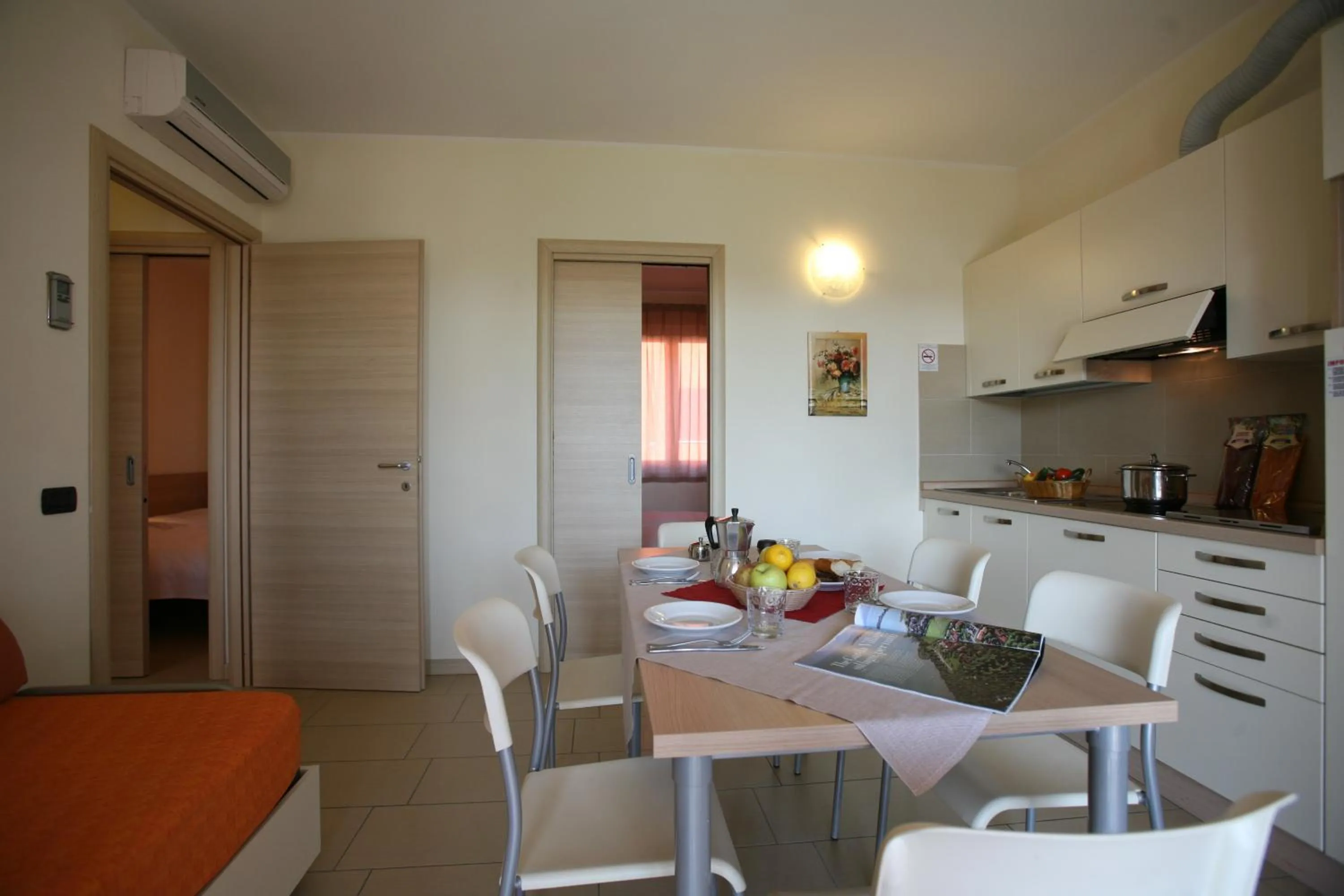 Photo of the whole room in The Garda Village