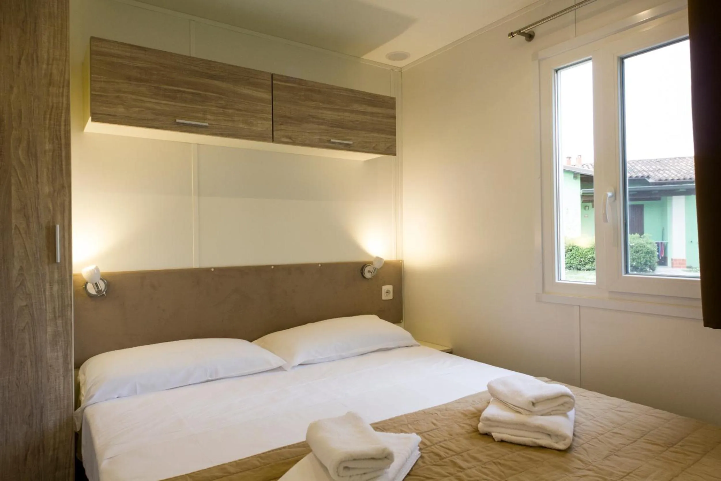 Bedroom, Bed in The Garda Village