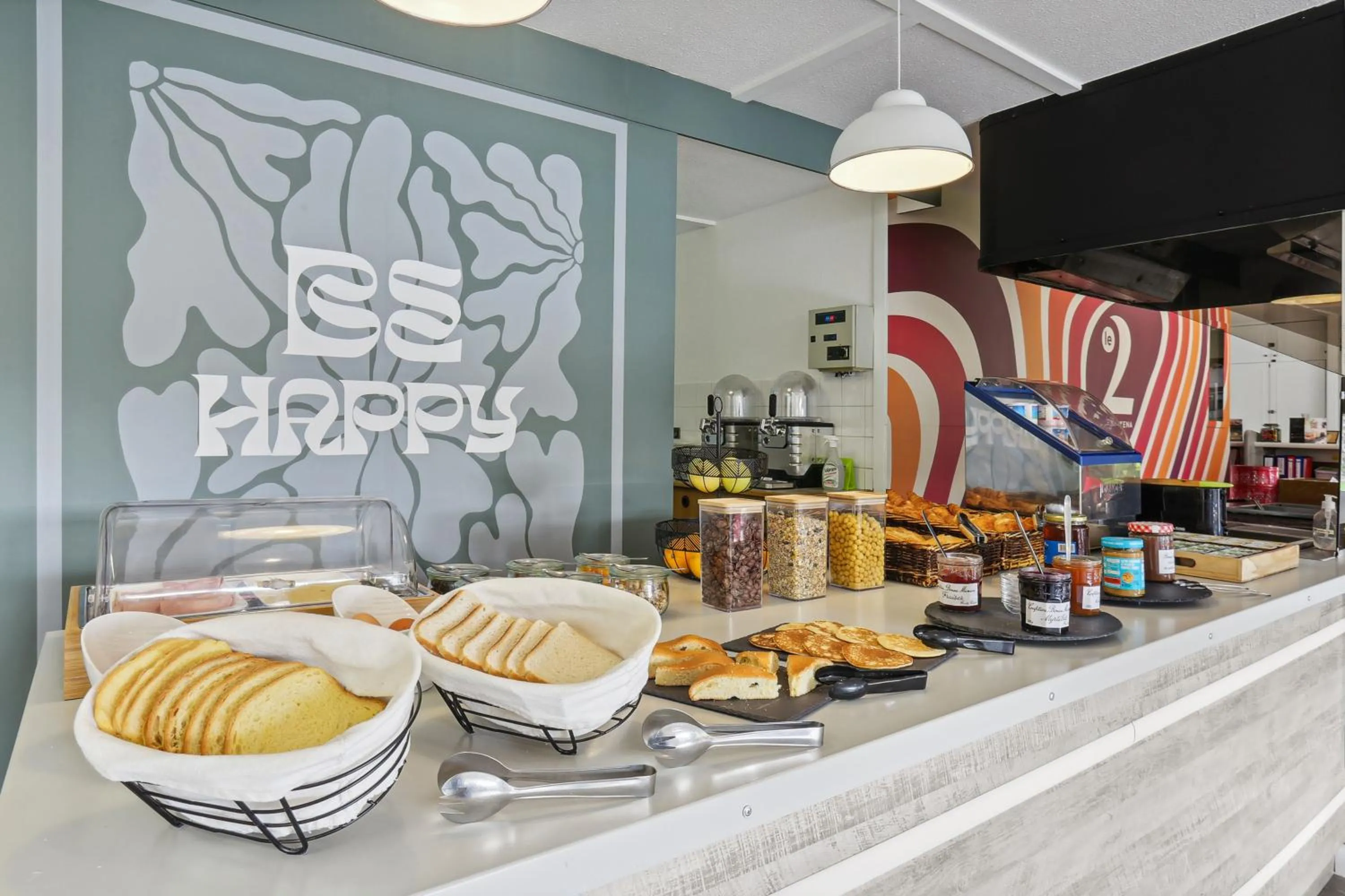 Buffet breakfast in Le 2 By Hotel Akena - La Ferté Bernard