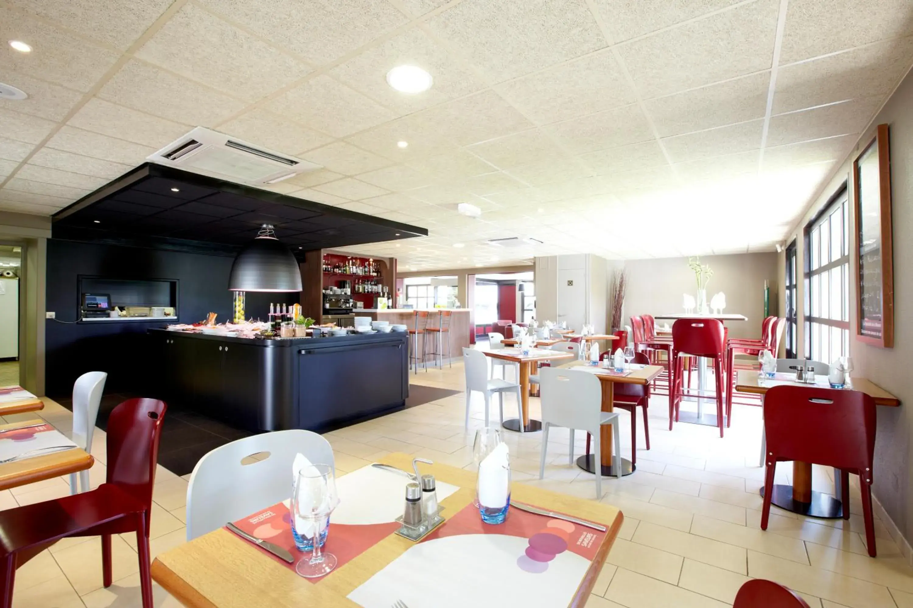 Restaurant/Places to Eat in Campanile Aix En Provence Ouest - Jas de Bouffan