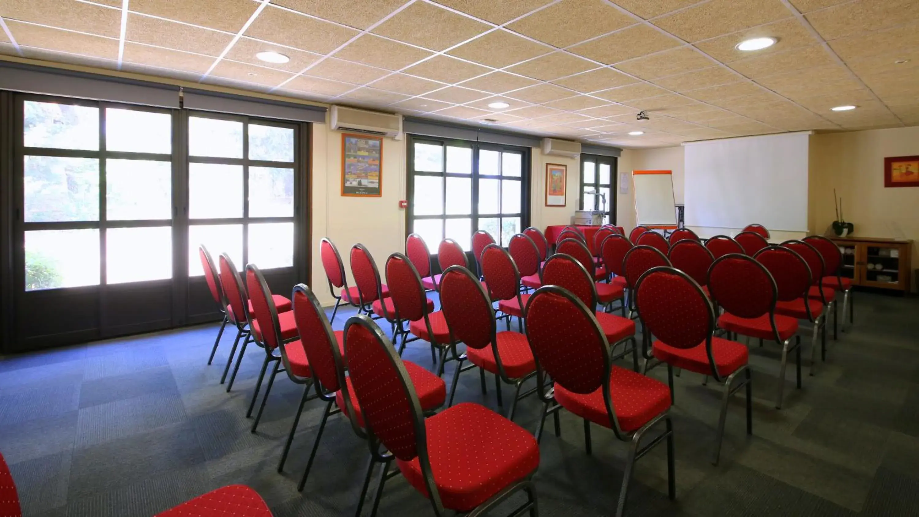 Meeting/conference room in Campanile Aix En Provence Ouest - Jas de Bouffan