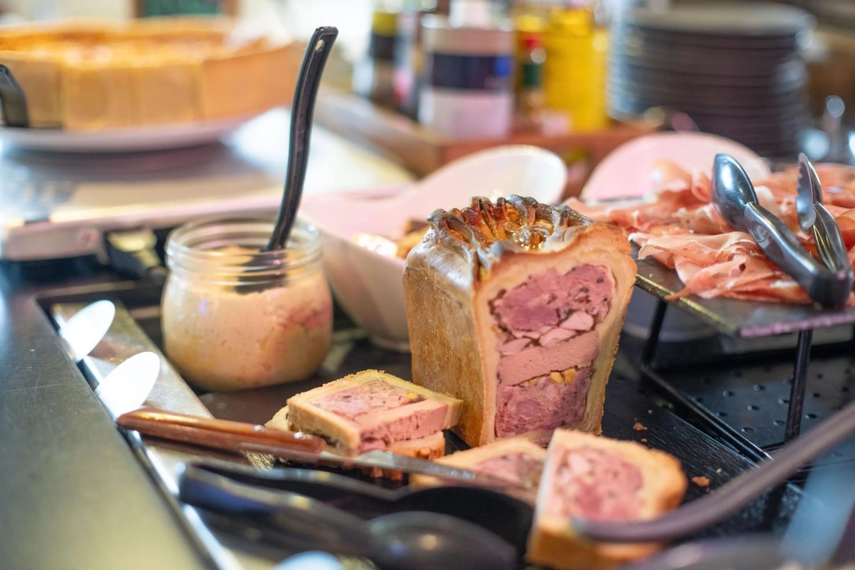 Restaurant/places to eat in Campanile Prime - Aix-en-Provence Sud - Pont de l'Arc