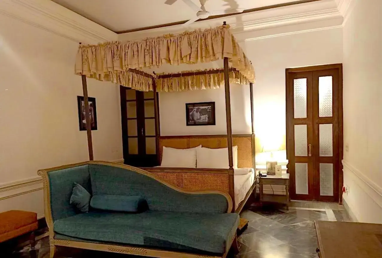 Double Room in The Rajbari Bawali Double Room in The Rajbari Bawali