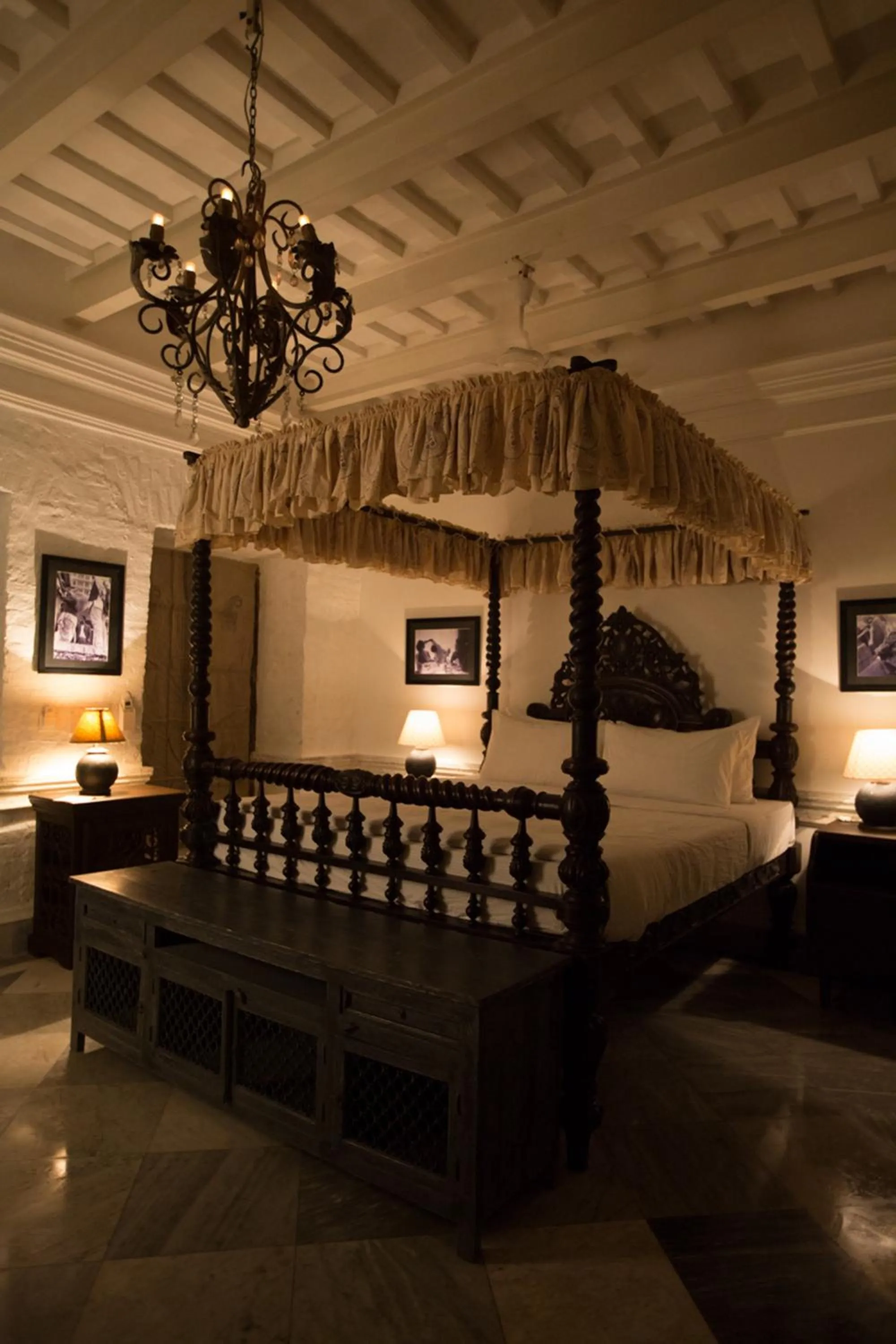 Bed in The Rajbari Bawali