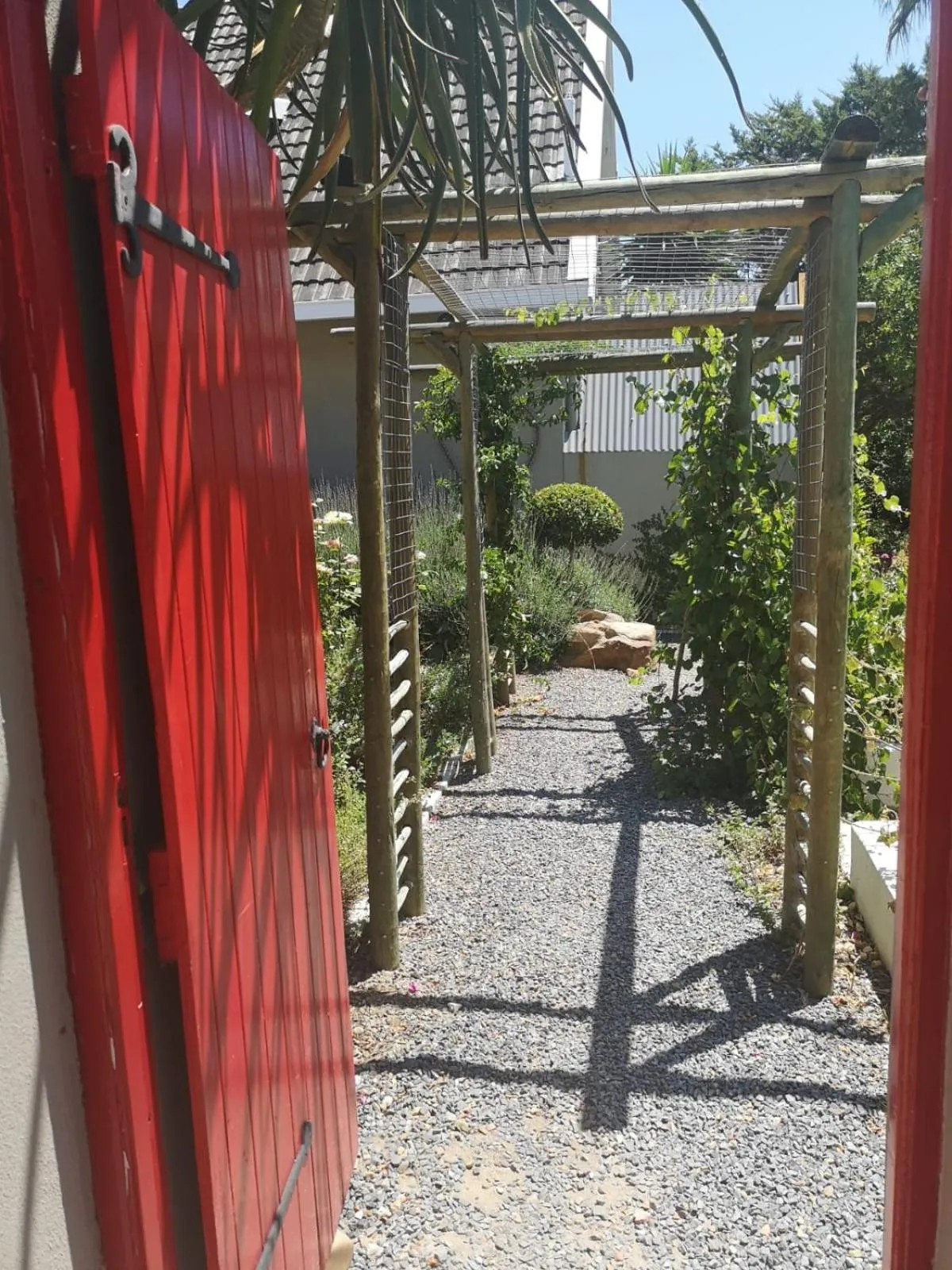 Almond Cottage Bed & Breakfast