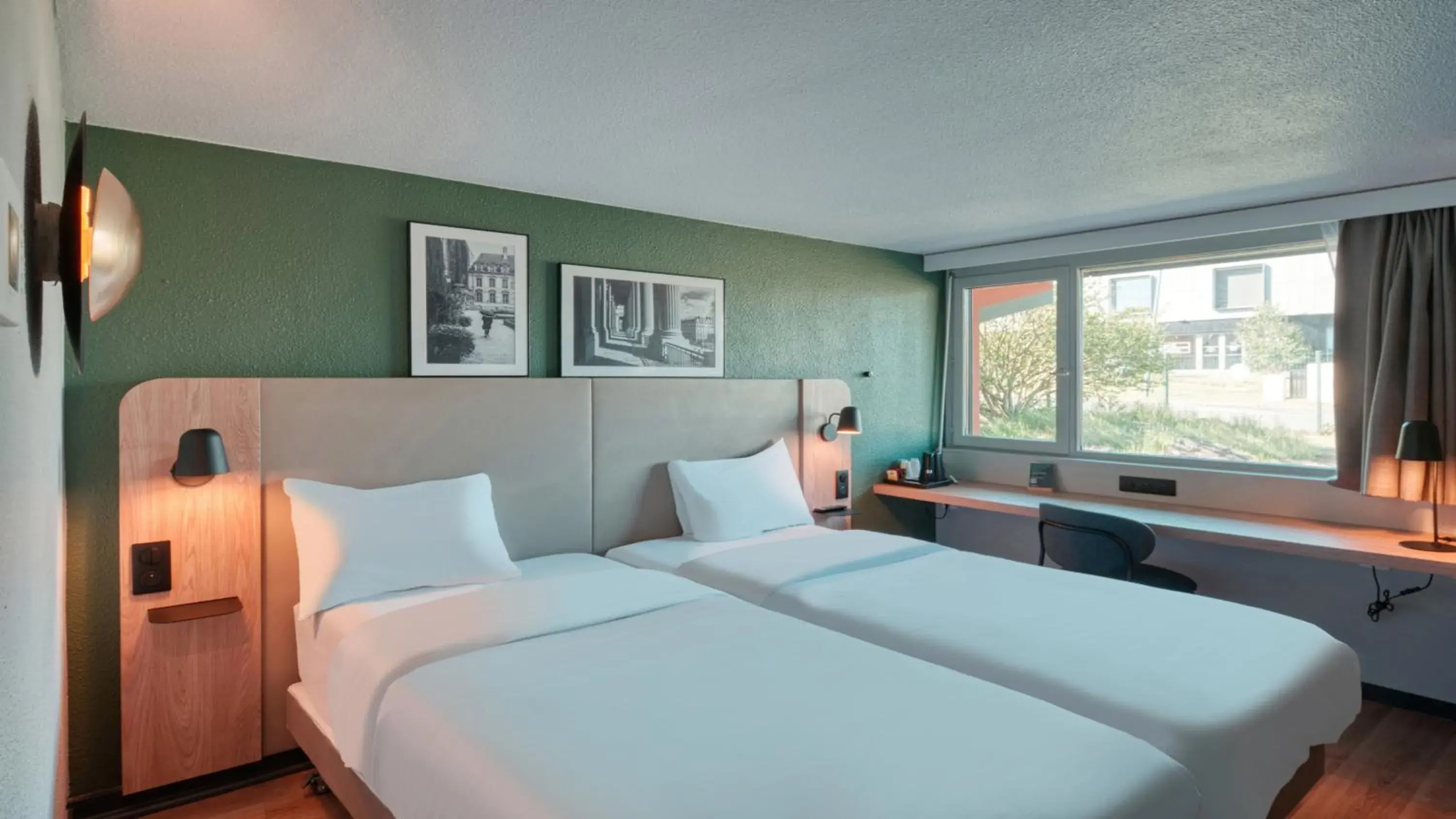 Photo of the whole room, Bed in Campanile NATURE - Dreux Photo of the whole room, Bed in Campanile NATURE - Dreux