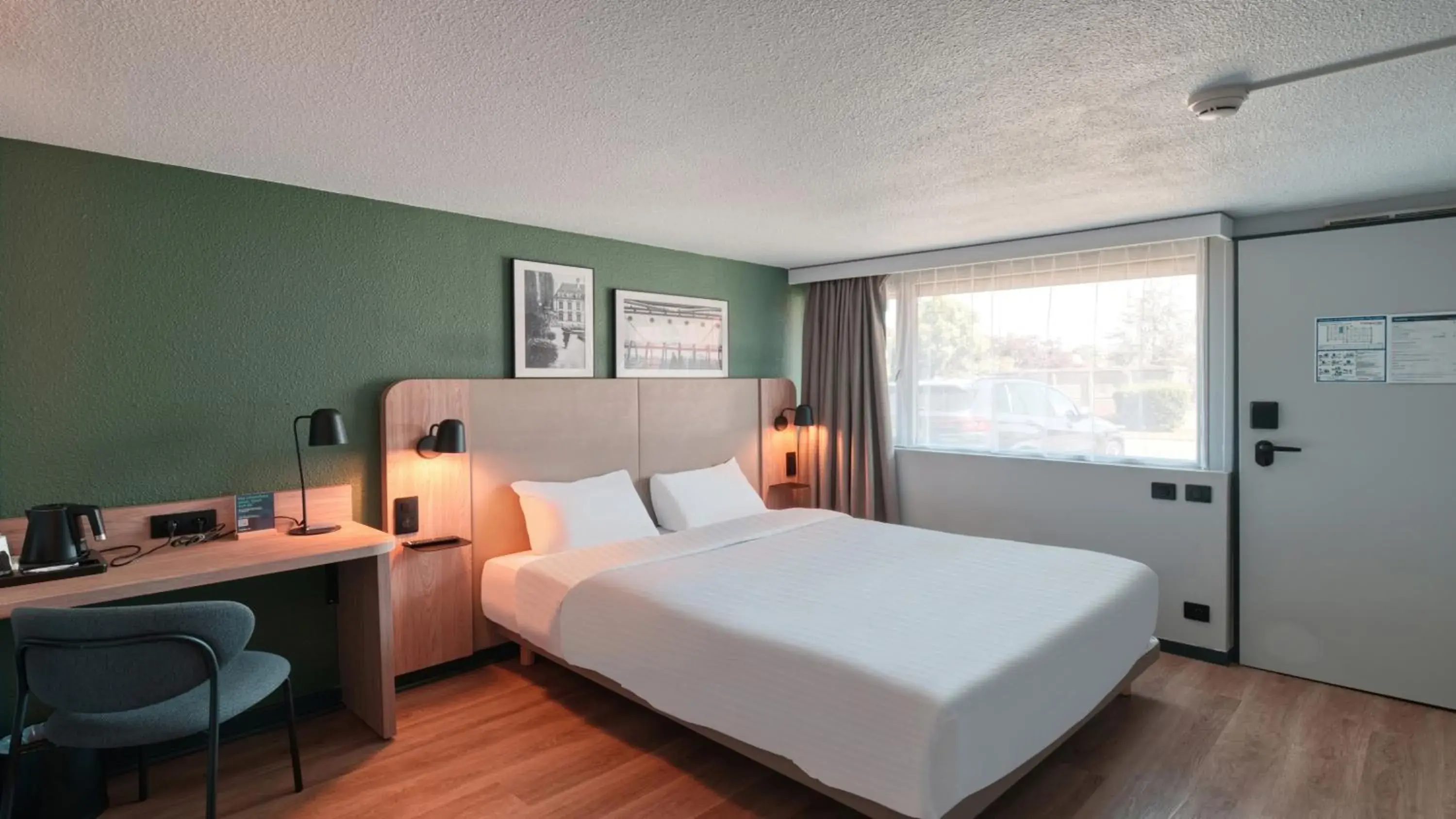 Photo of the whole room, Bed in Campanile NATURE - Dreux Photo of the whole room, Bed in Campanile NATURE - Dreux