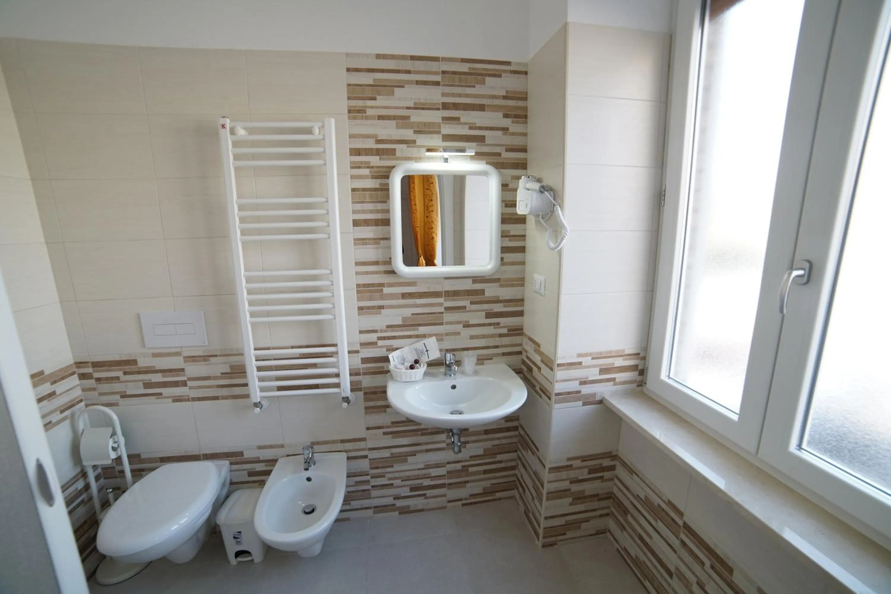 Shower in La Casa dei Sogni