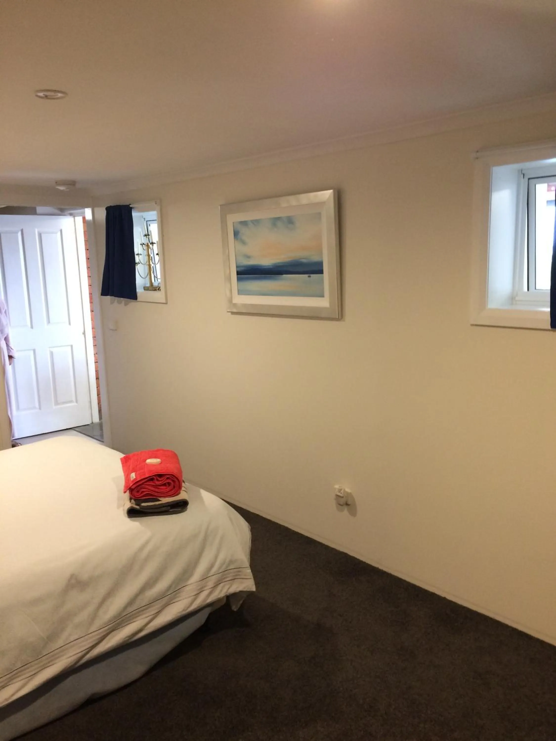 Bedroom, Bed in Panorama on Sorell B&B