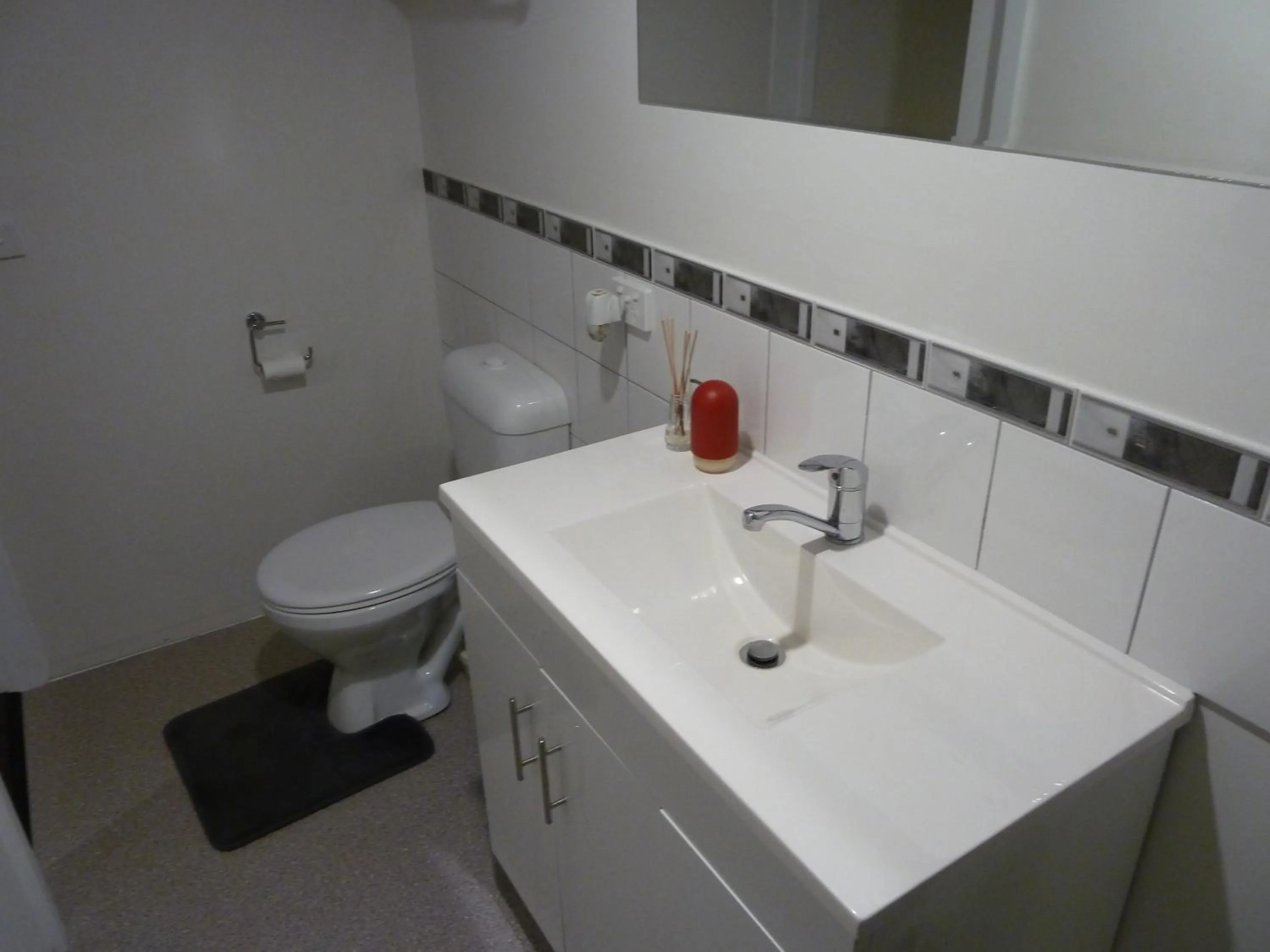 Bathroom in Panorama on Sorell B&B