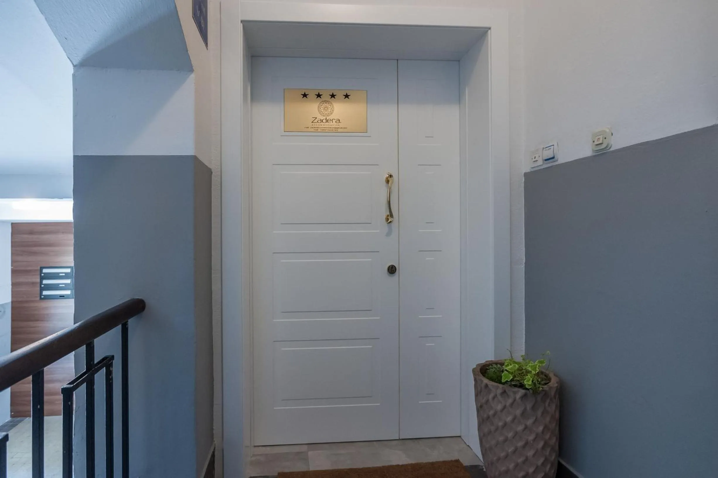 Lobby or reception in Zadera Accommodation