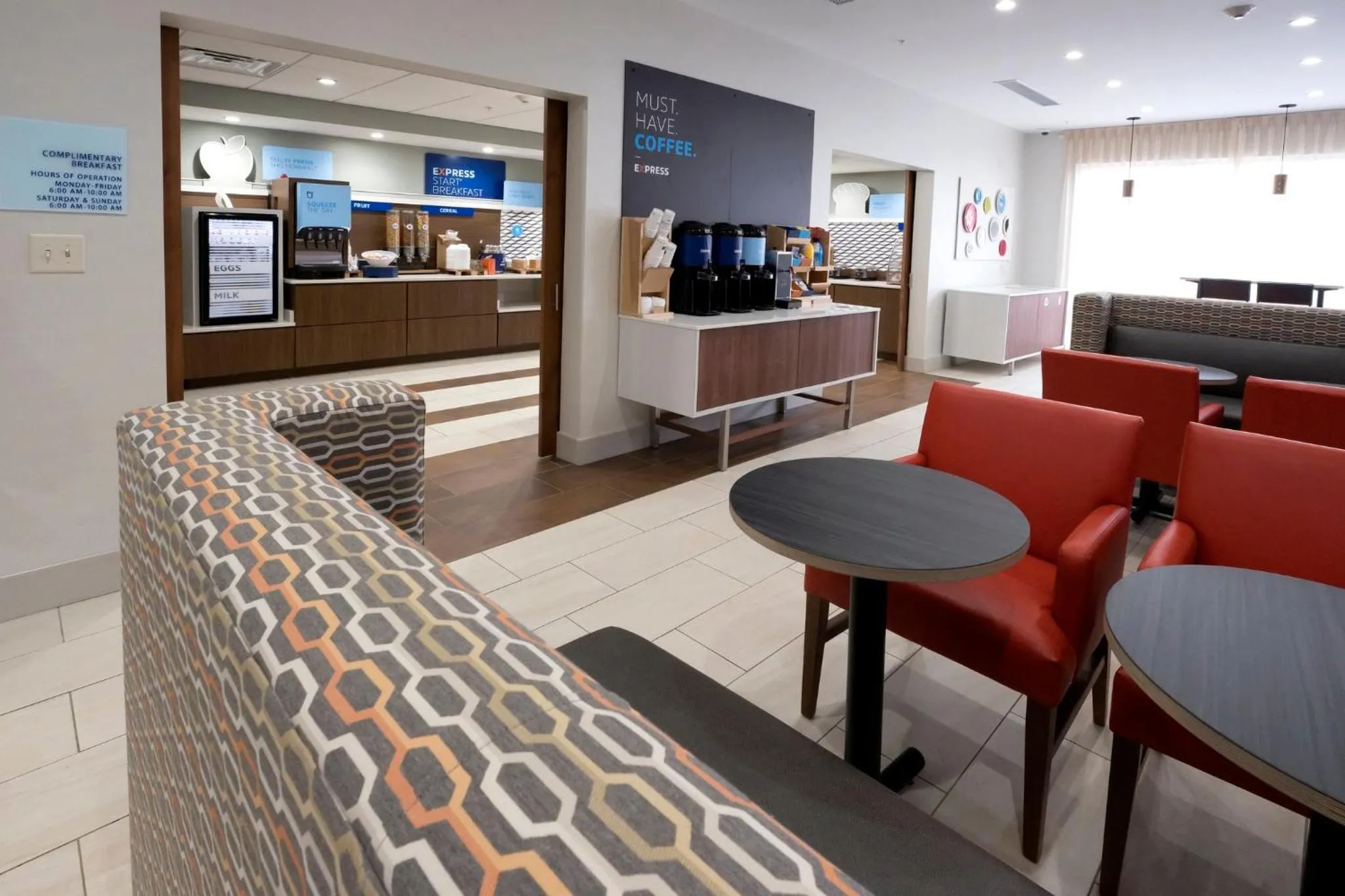 Breakfast in Holiday Inn Express & Suites - Commerce by IHG
