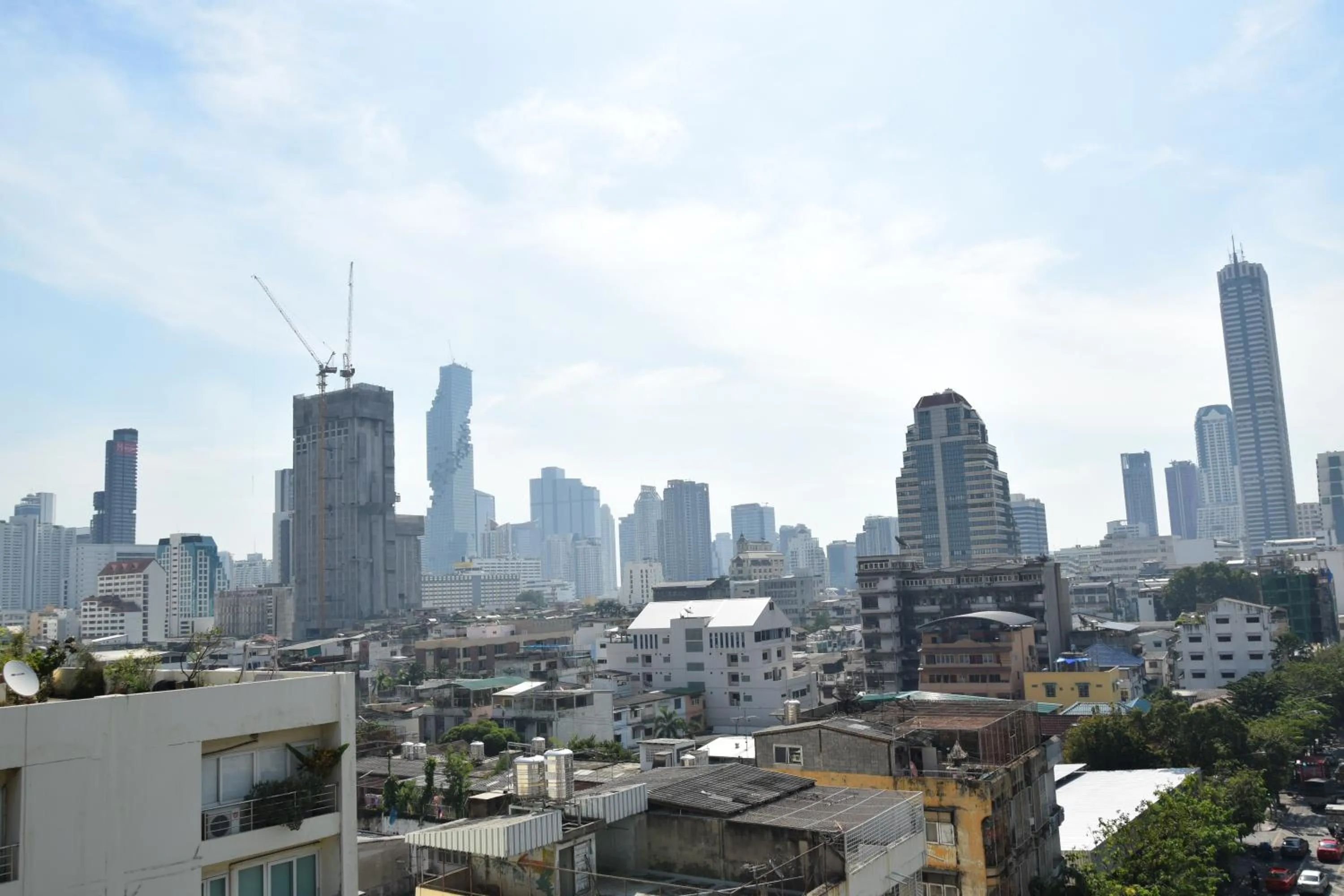 City view in Like Home