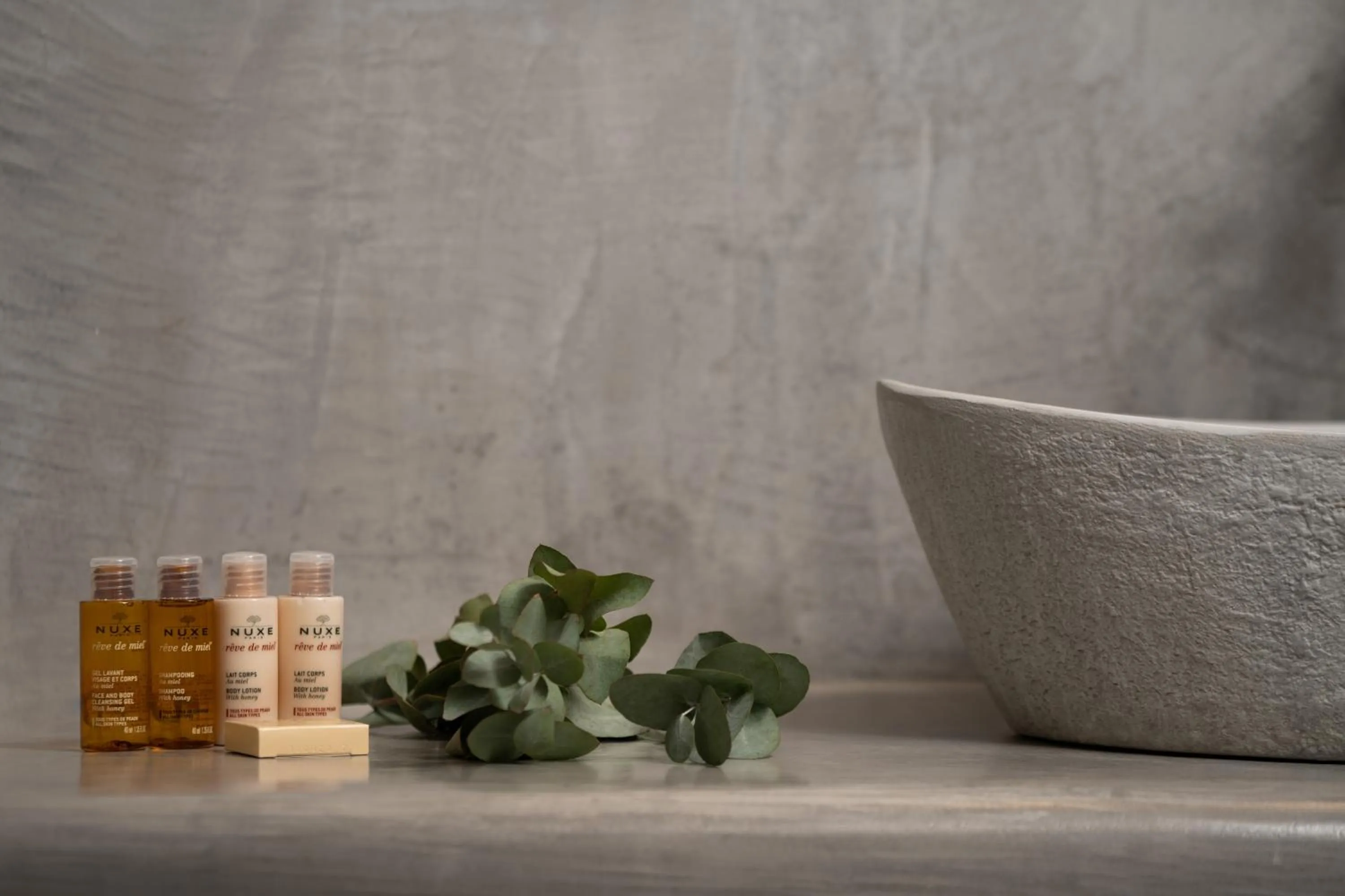 Bathroom in Kastro Mansion