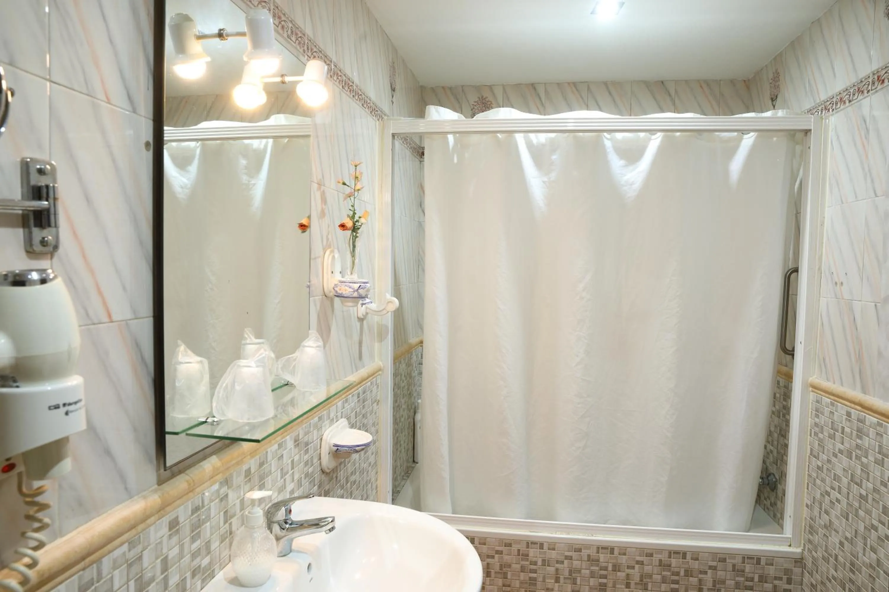 Bathroom in Hostal Rocio