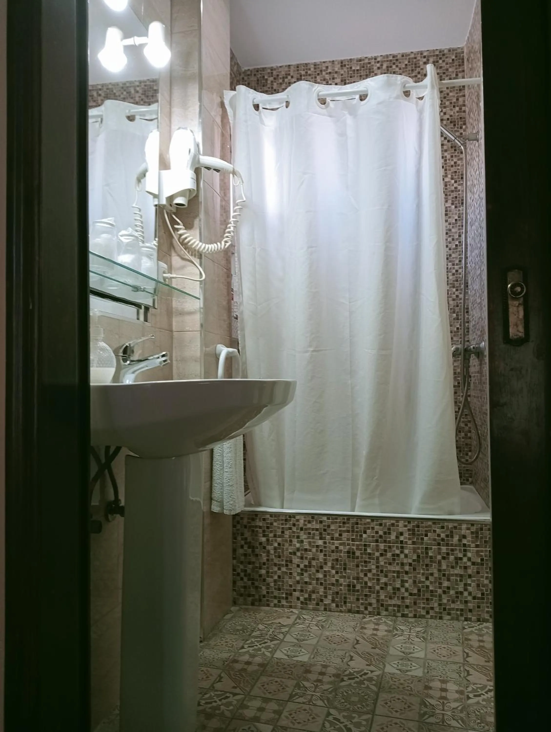 Bathroom in Hostal Rocio