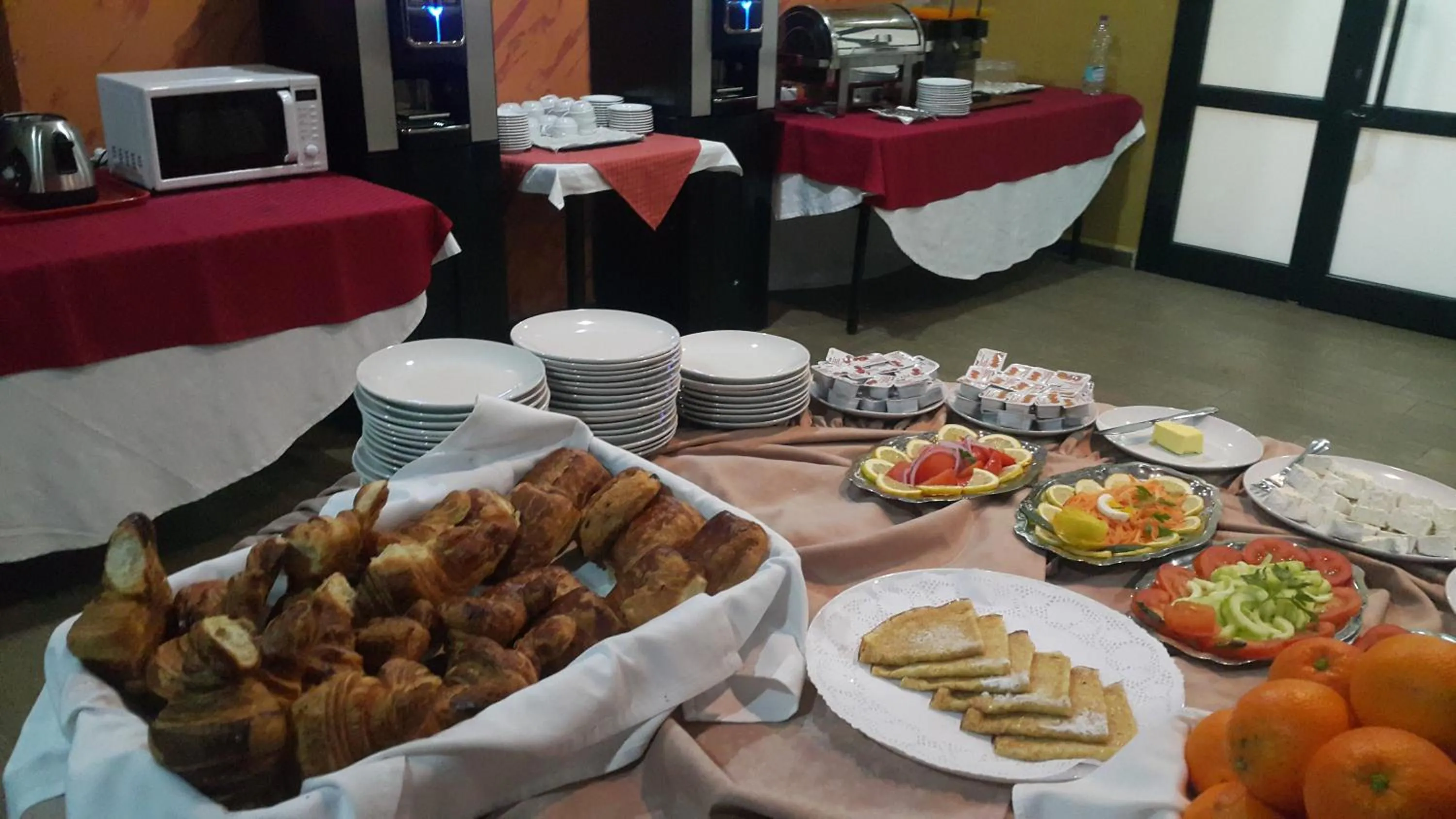 Buffet breakfast in Numidien Hotel