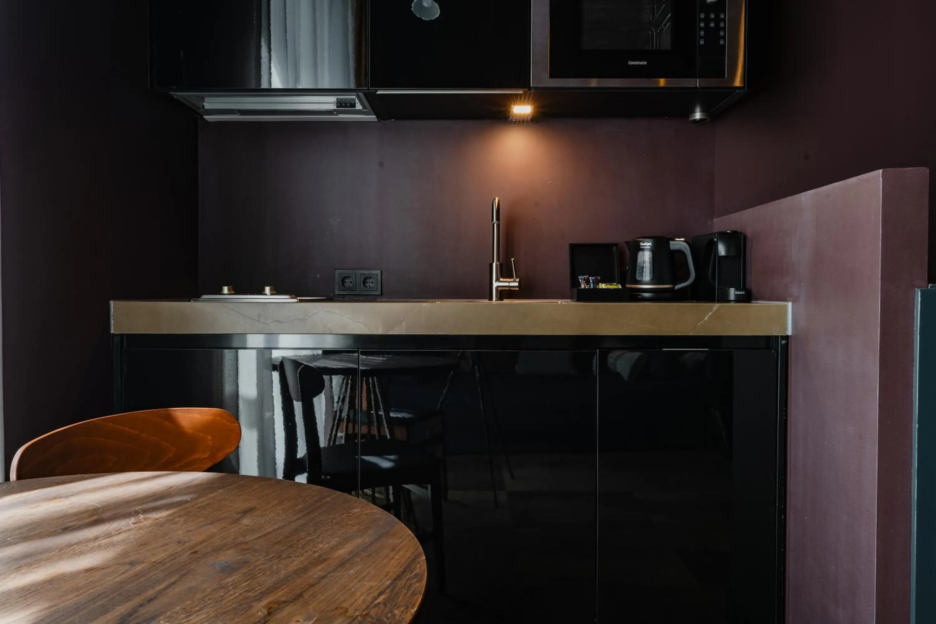 Kitchen or kitchenette in De Jonker Urban Suites