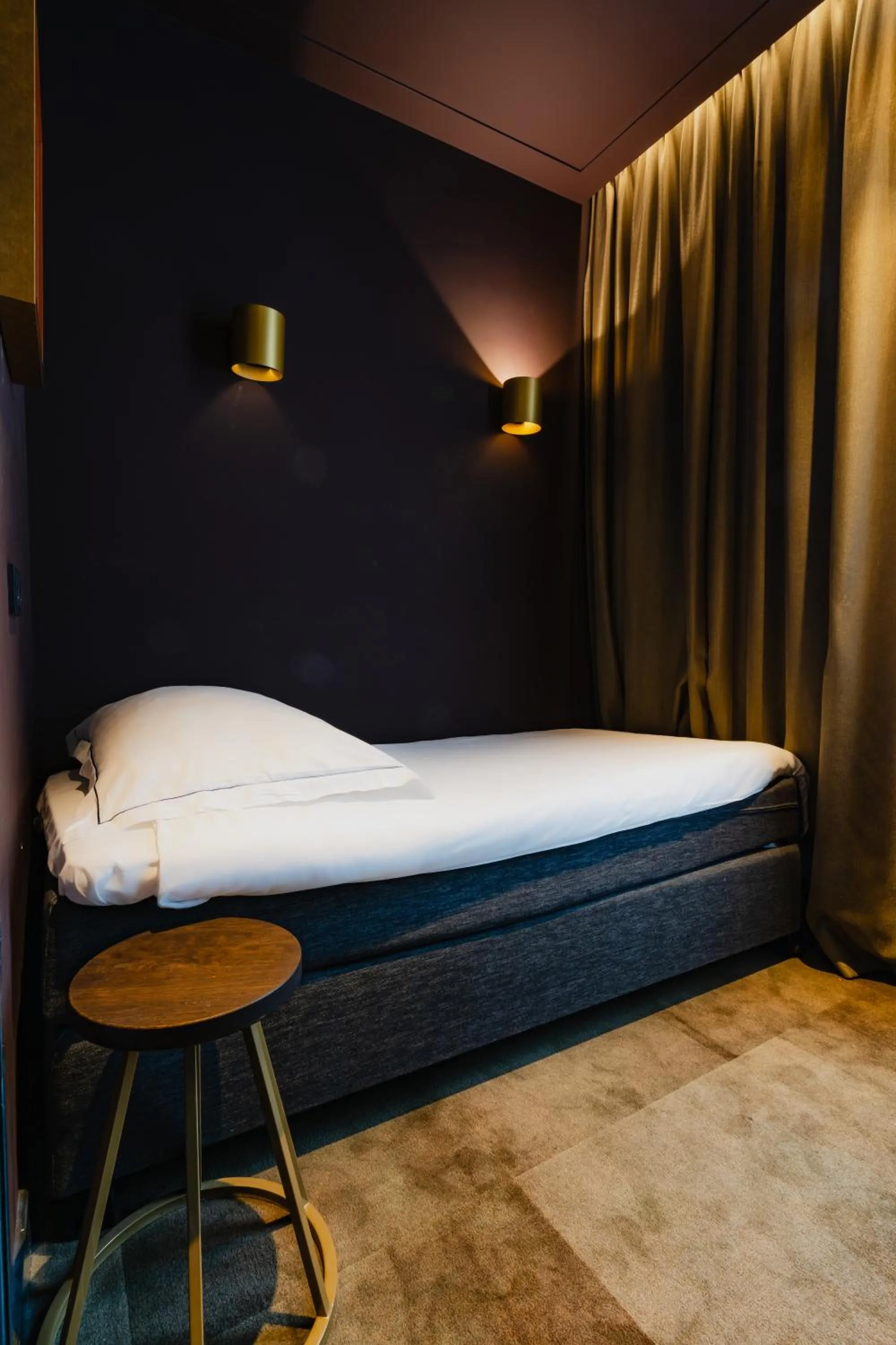 Bed in De Jonker Urban Suites