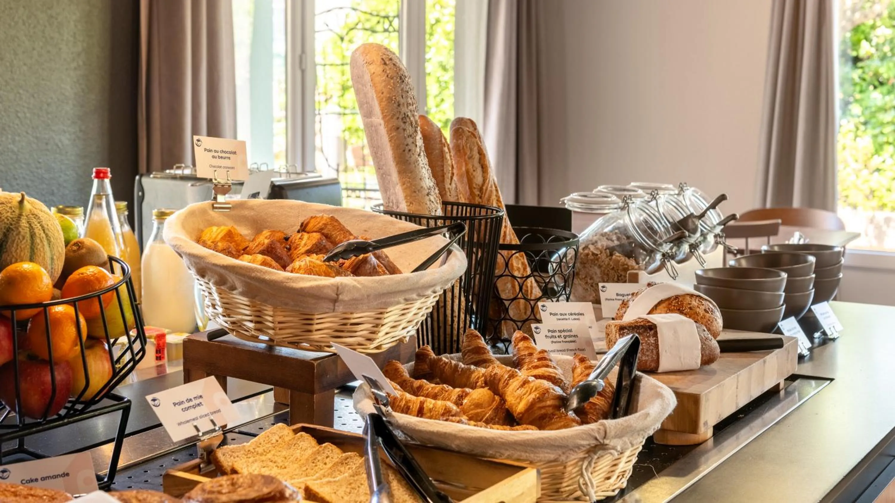Continental breakfast in Campanile NATURE - Martigues