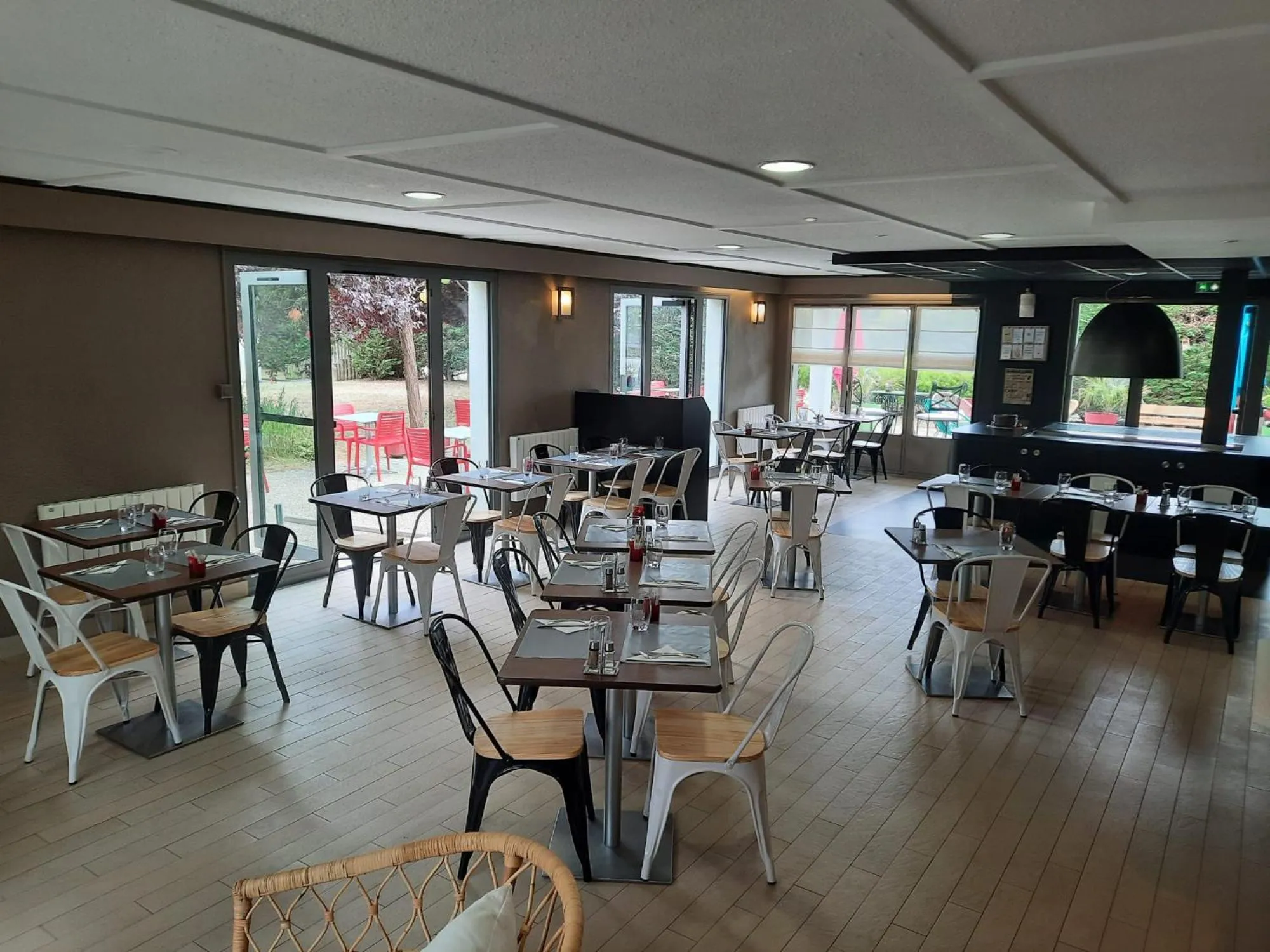 Restaurant/places to eat in Campanile Metz Est Technopole - Restaurant