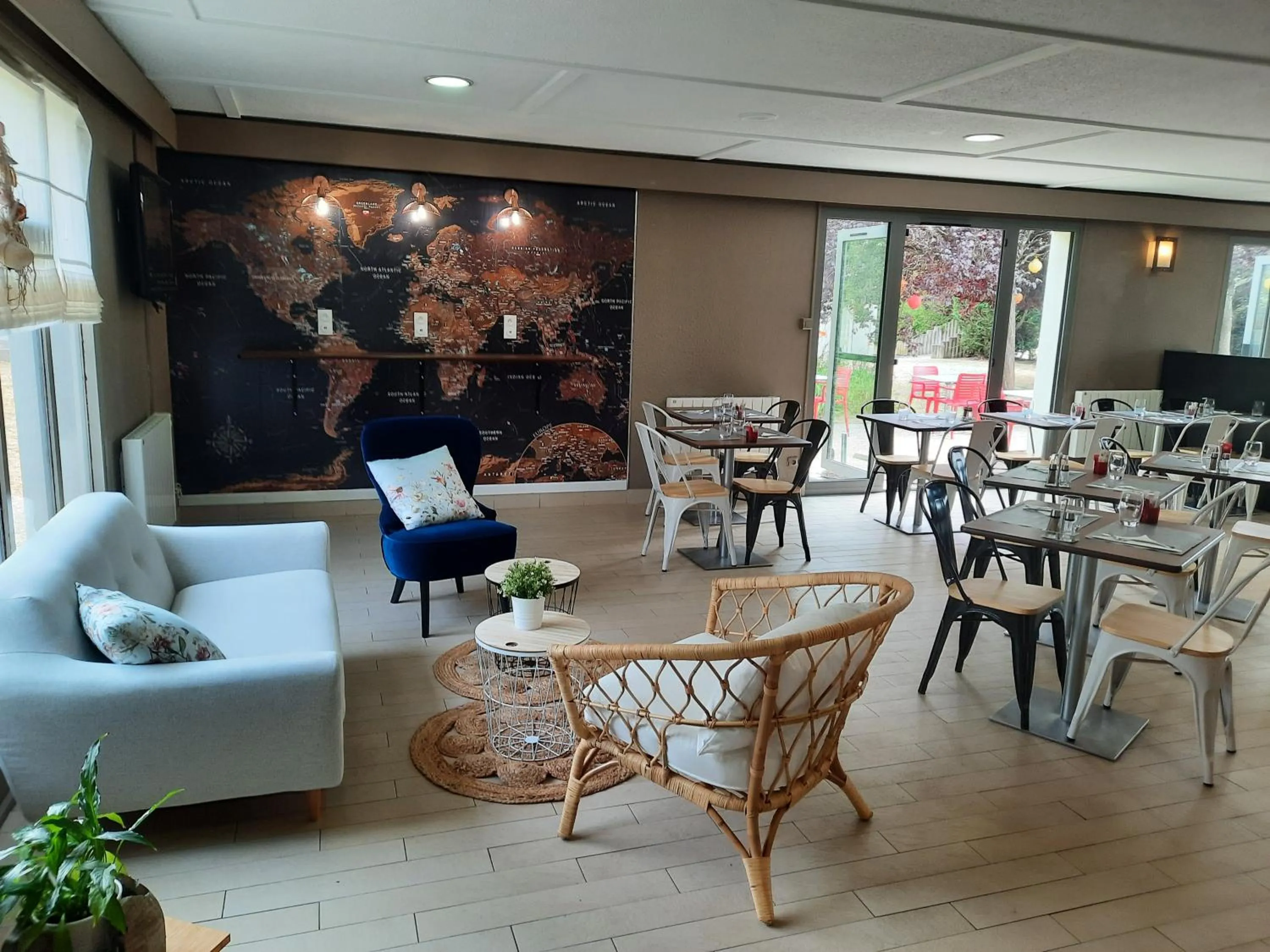 Restaurant/places to eat in Campanile Metz Est Technopole - Restaurant