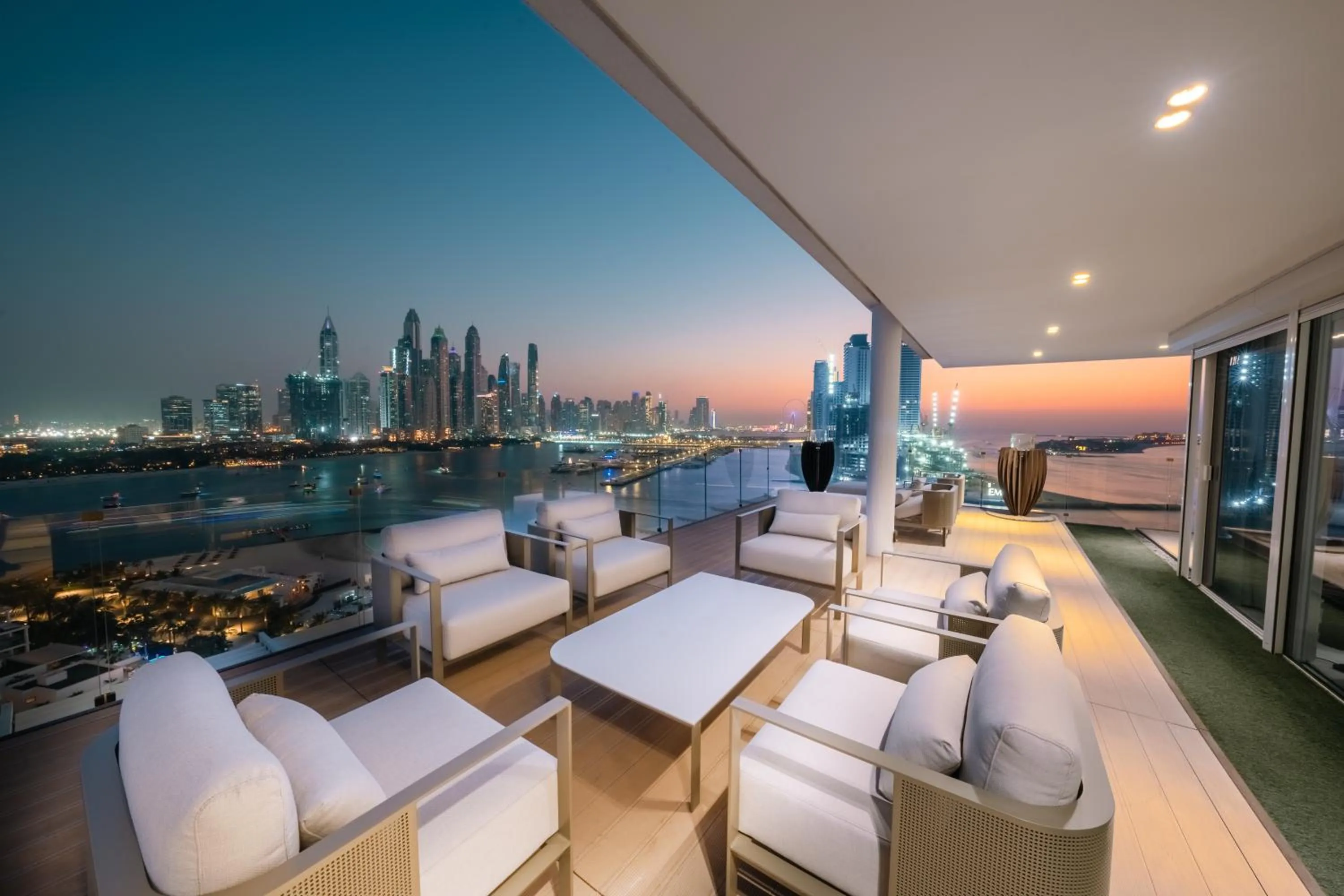 Balcony/Terrace in FIVE Palm Jumeirah Dubai