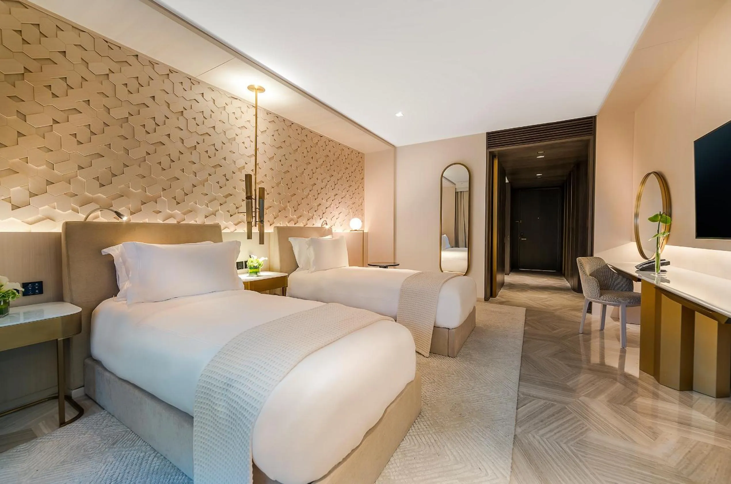 Bedroom, Bed in FIVE Palm Jumeirah Dubai