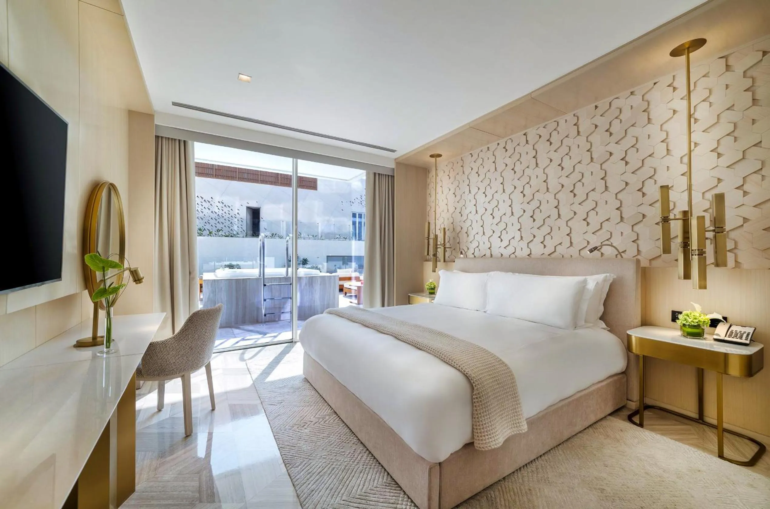 Bedroom, Bed in FIVE Palm Jumeirah Dubai