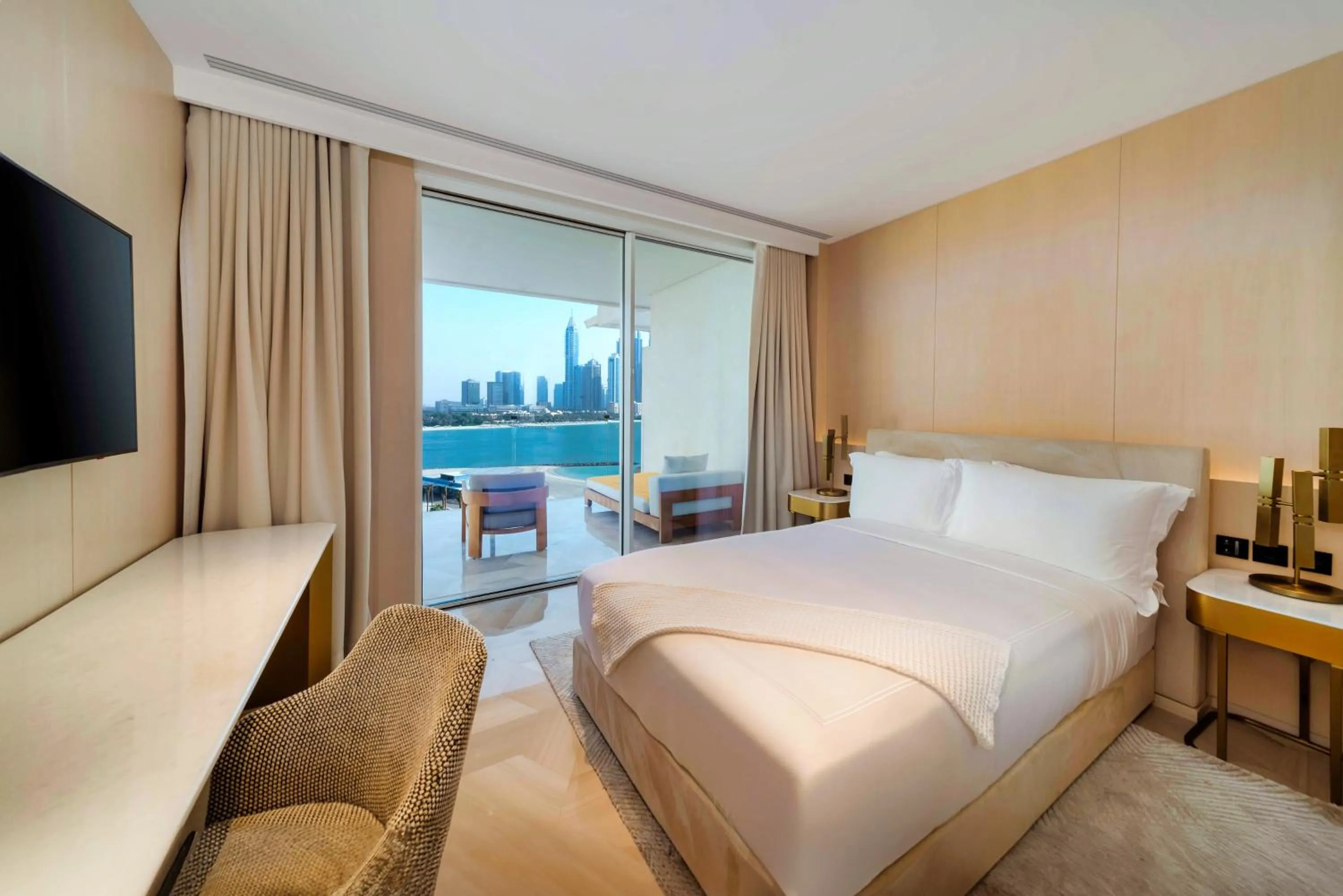 Bed in FIVE Palm Jumeirah Dubai