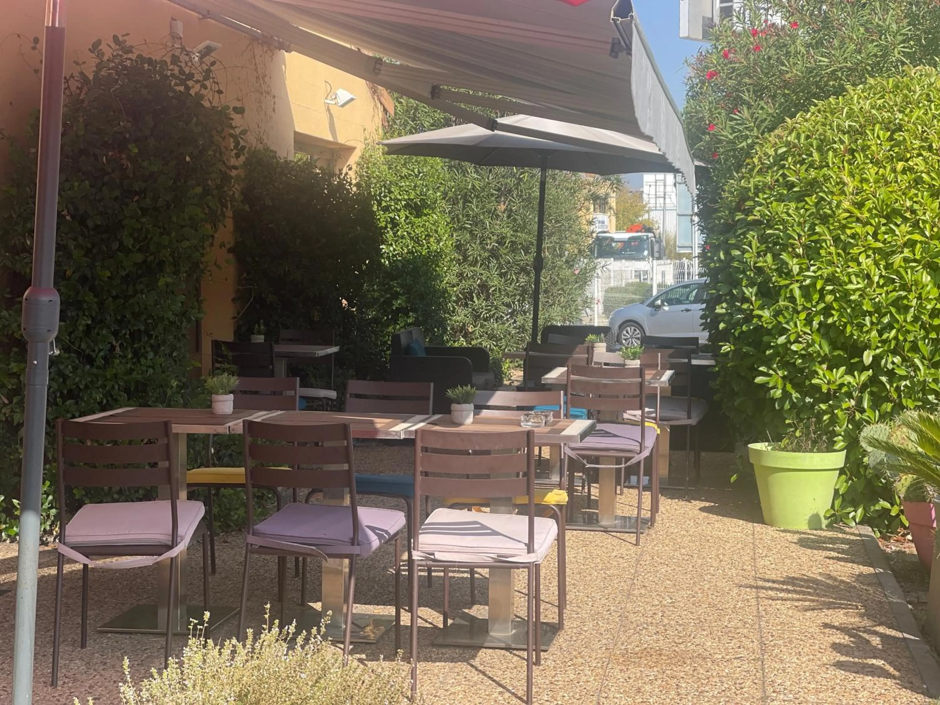 Patio in Kyriad Direct Montpellier Saint Jean De Védas - La Peyrière