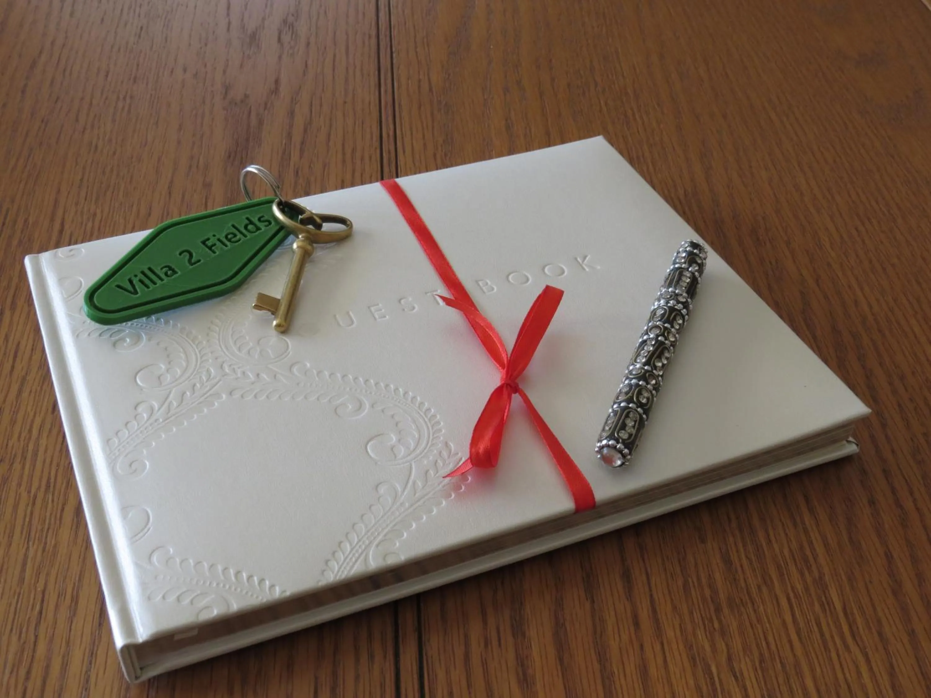 Logo/Certificate/Sign in Villa 2 Fields