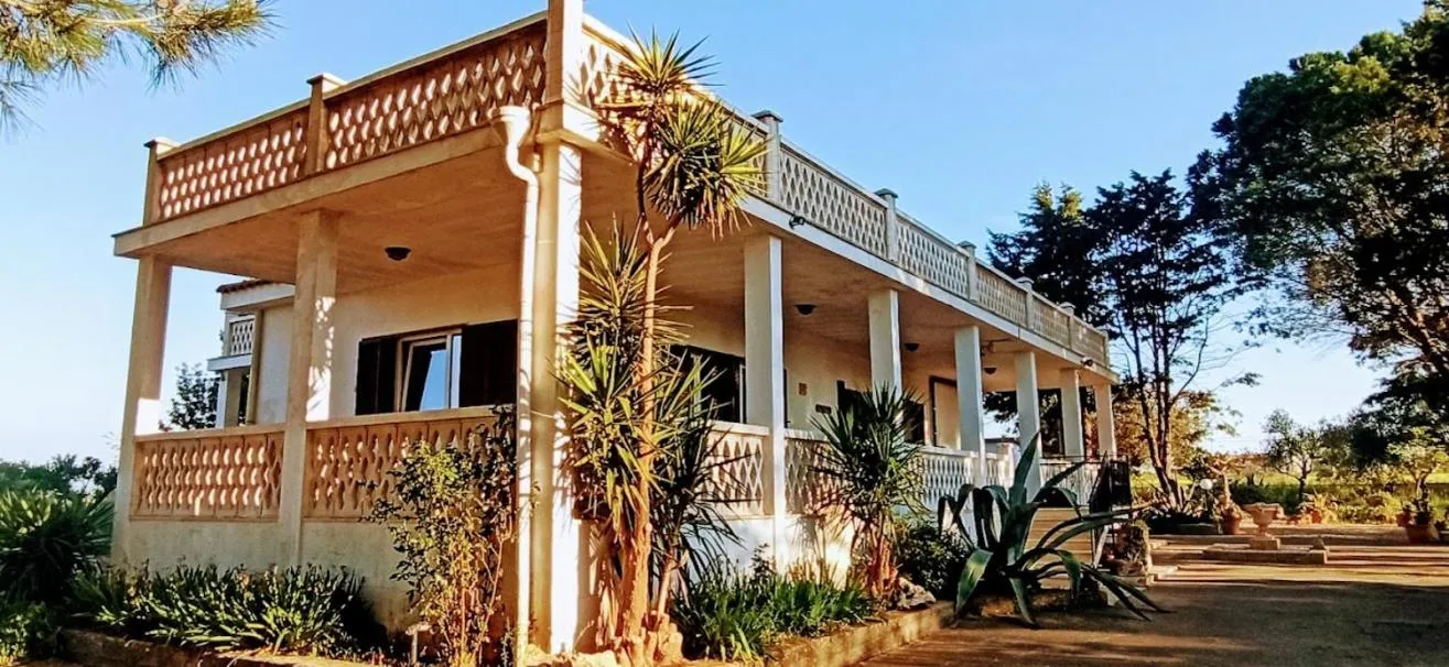 Property building in Villa 2 Fields