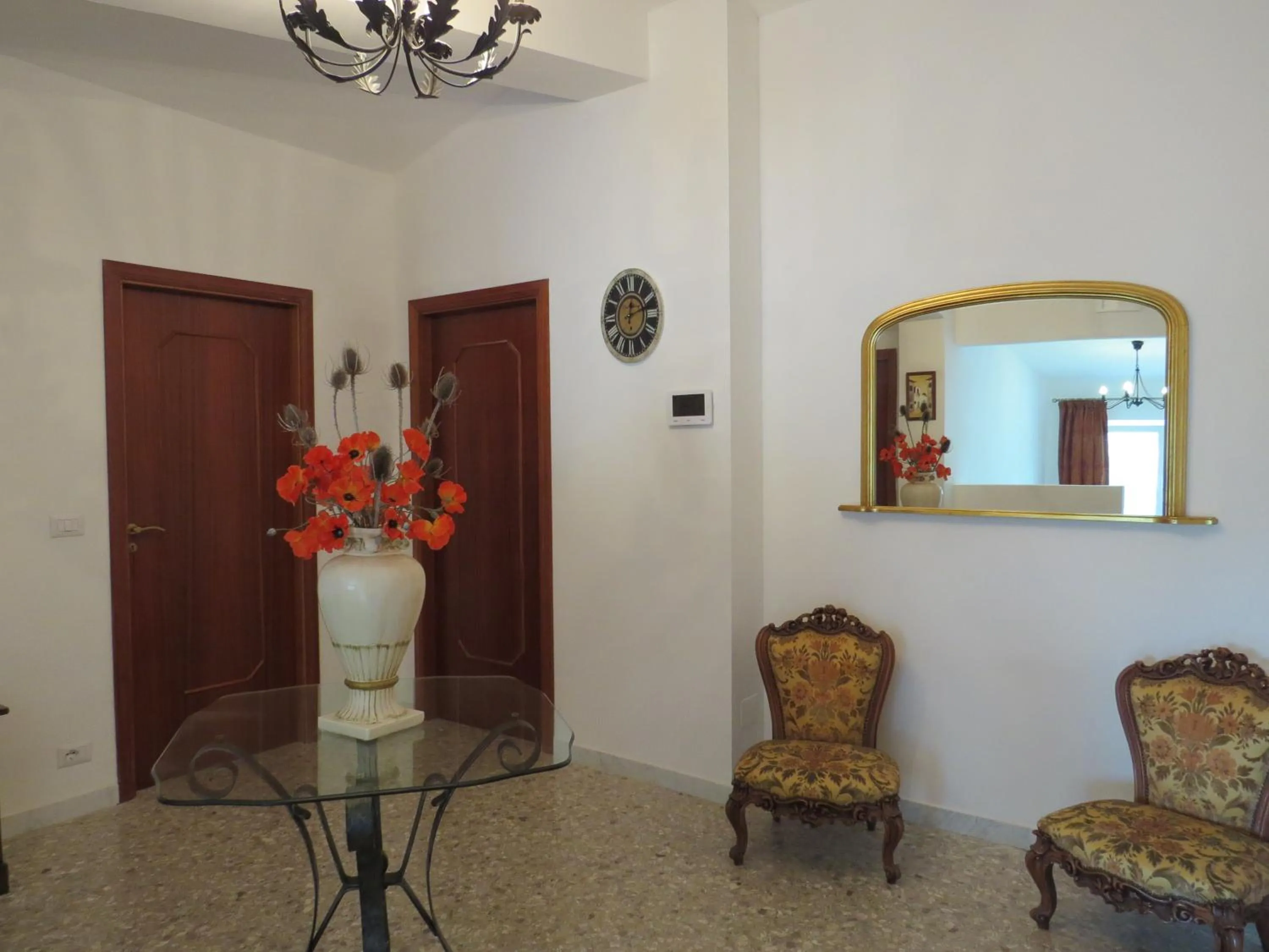 Lobby or reception in Villa 2 Fields