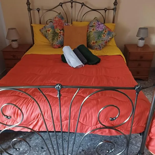 Bedroom, Bed in Villa 2 Fields