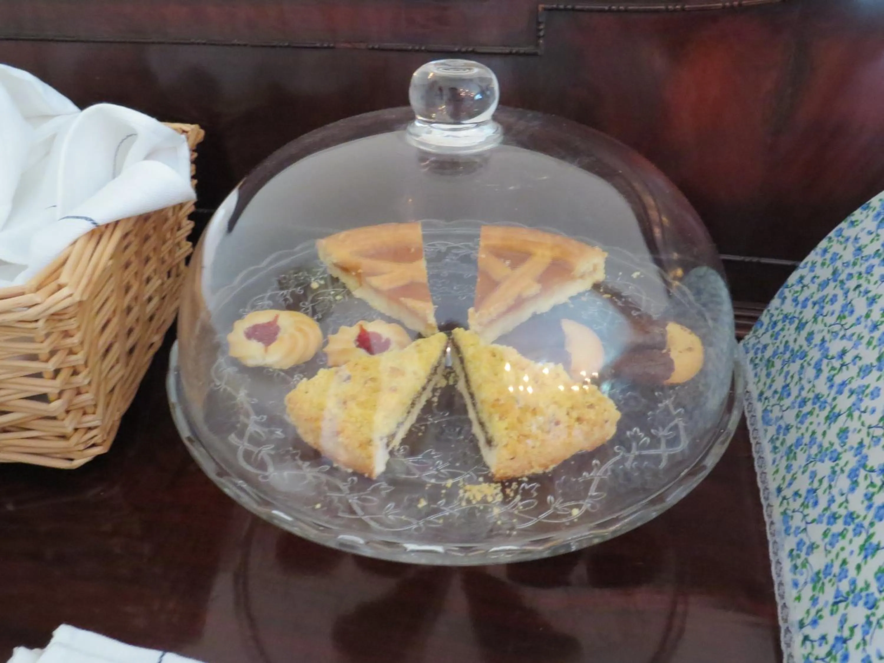 Food and drinks in Villa 2 Fields