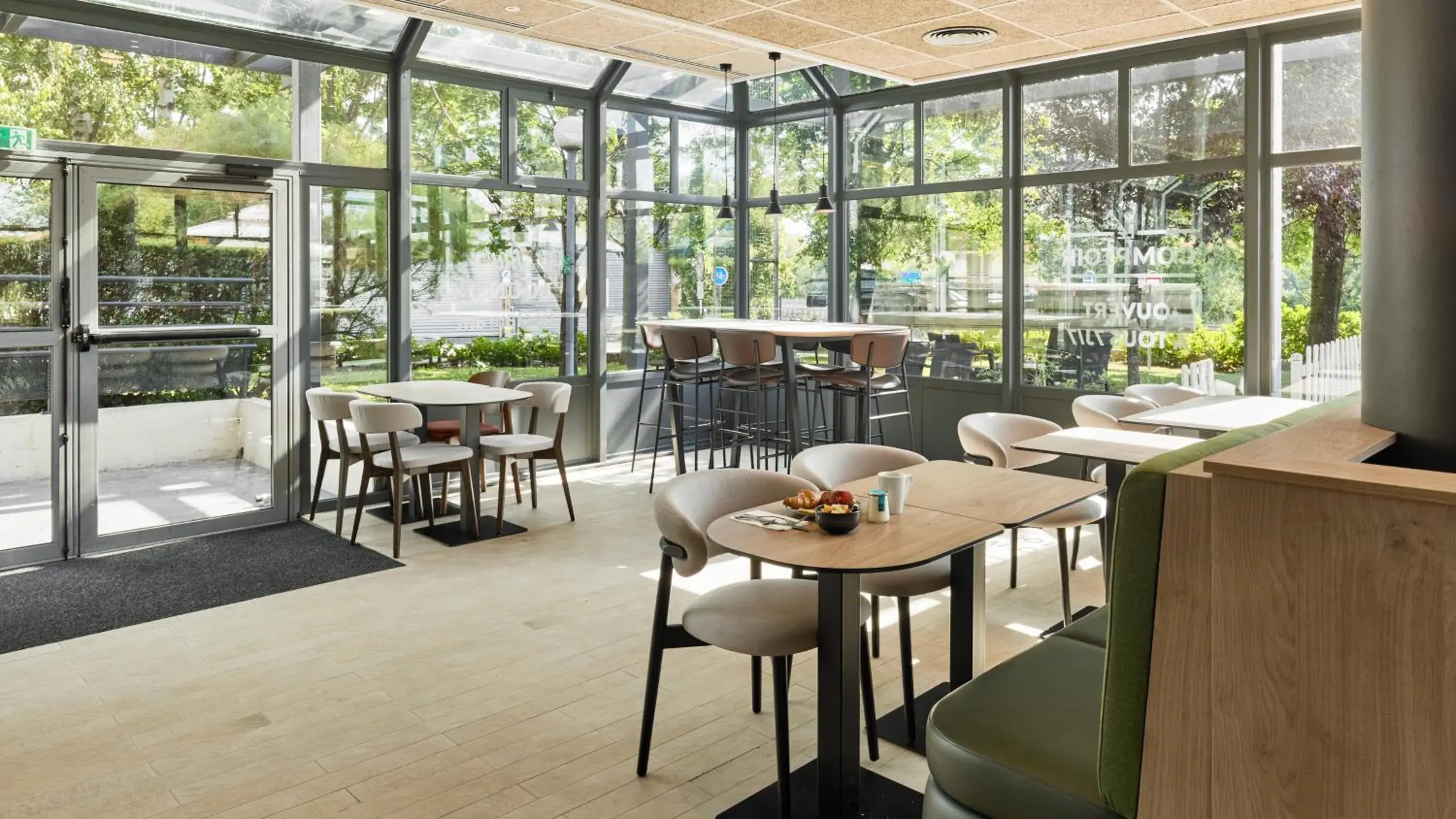 Restaurant/places to eat in Campanile Prime - Argenteuil Restaurant/places to eat in Campanile Prime - Argenteuil