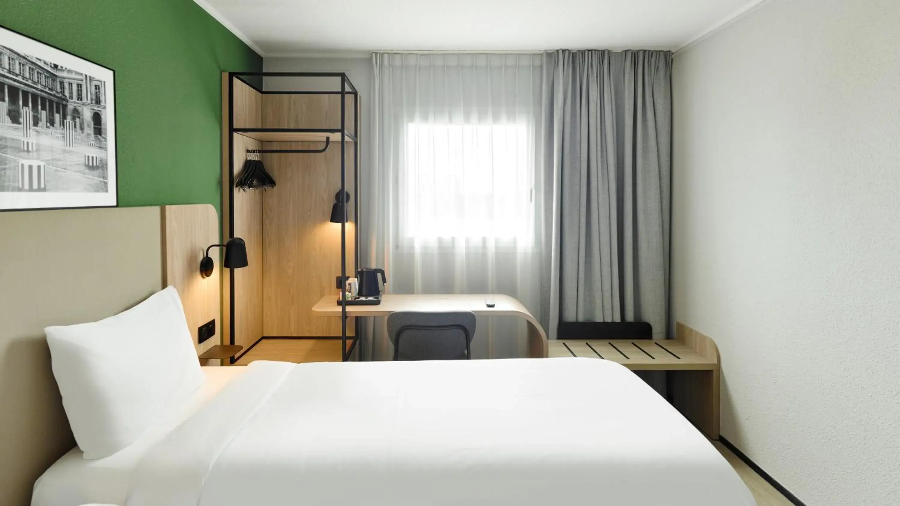 Bed in Campanile Prime - Argenteuil Bed in Campanile Prime - Argenteuil